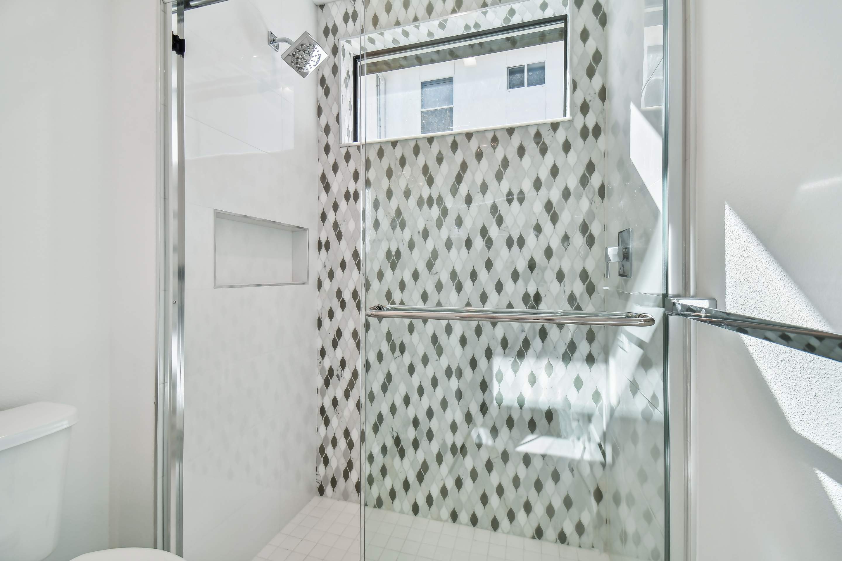 Laguna 1529B by Lyons Heritage Tampa, LLC