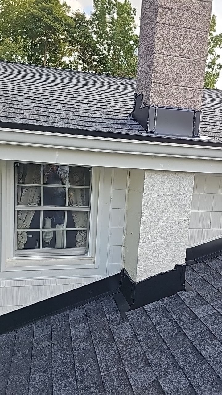 ATLAS PINNACLE COLOR: BLACK SHADOW by Eagle Eye Roofing