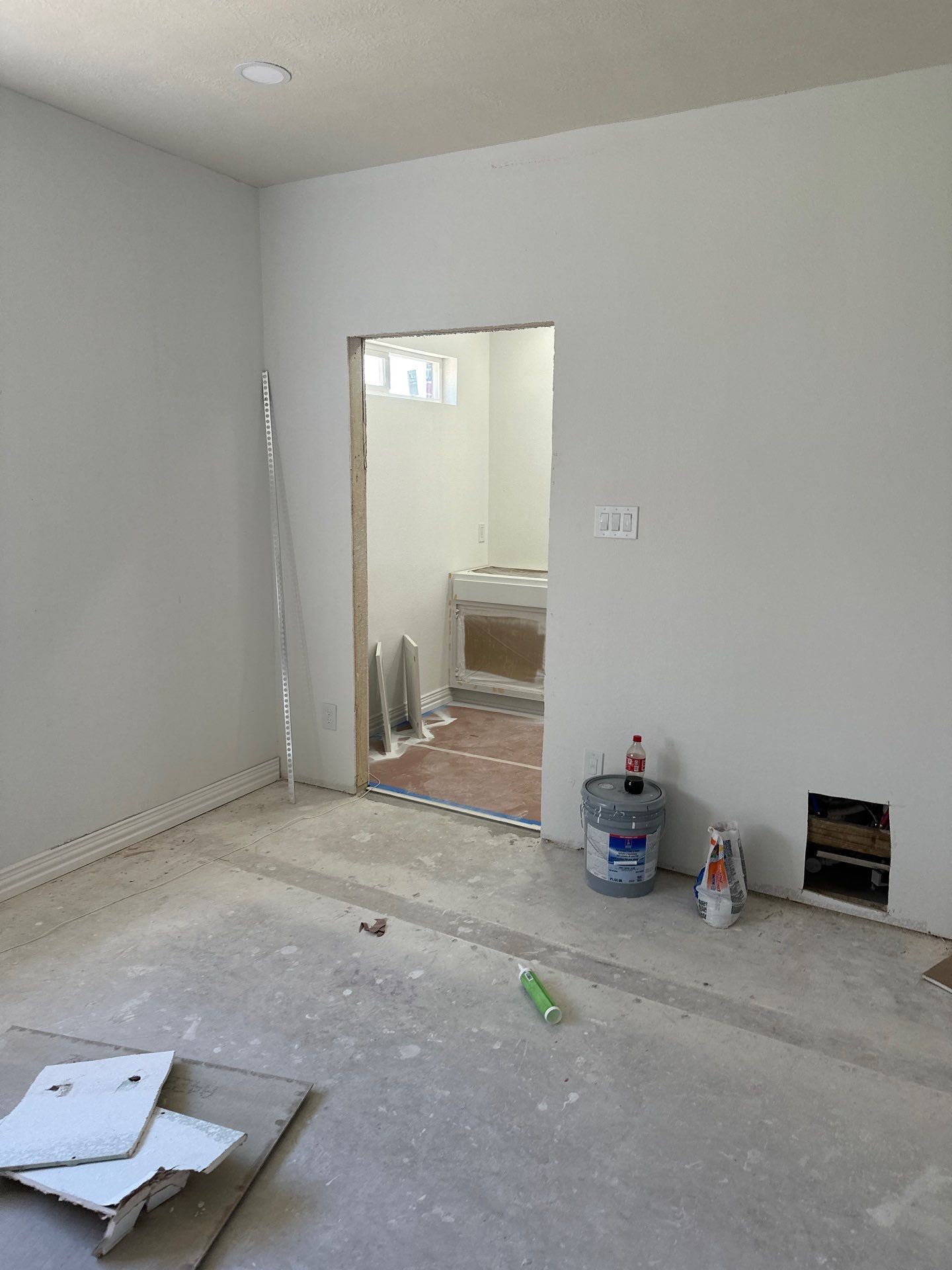 2024 Kitchen on trend with L&T Contractors by L&T General Contractors and Restoration INC