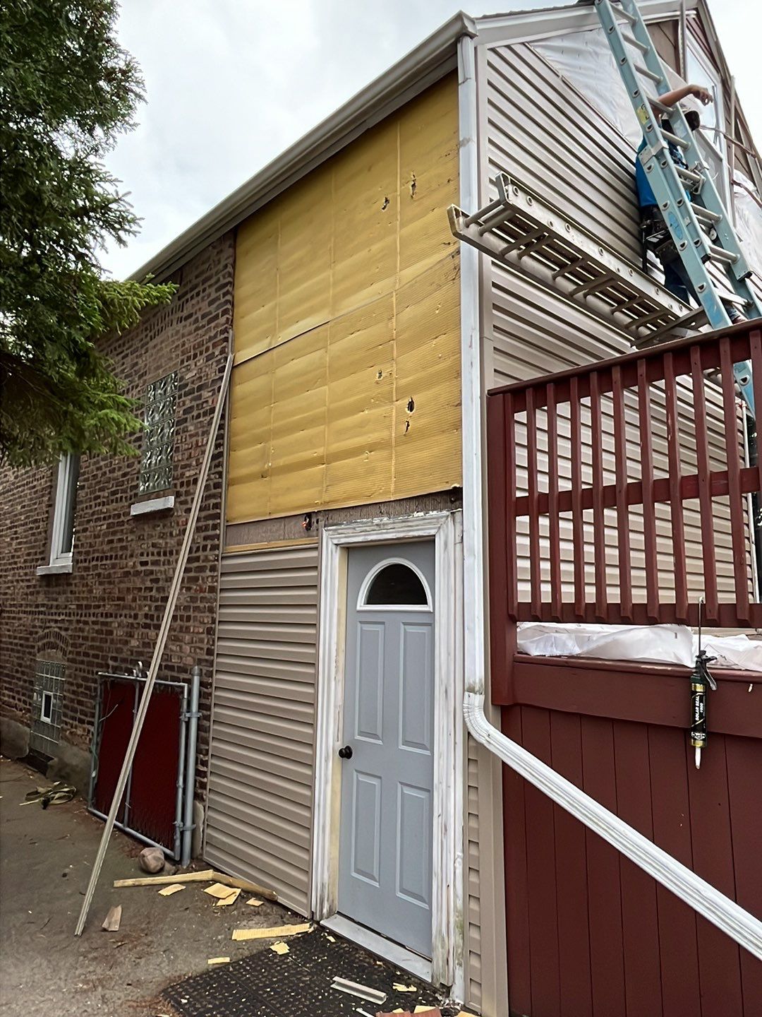 Siding Repair by G2