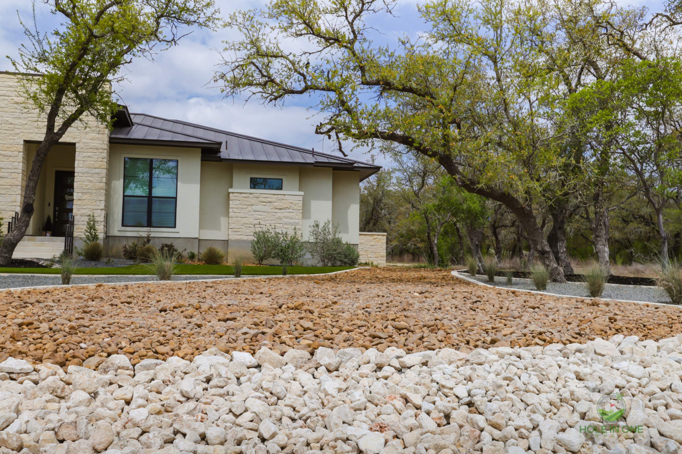 Belle Oaks, Bulverde TX by Hole In One Lawns, LLC