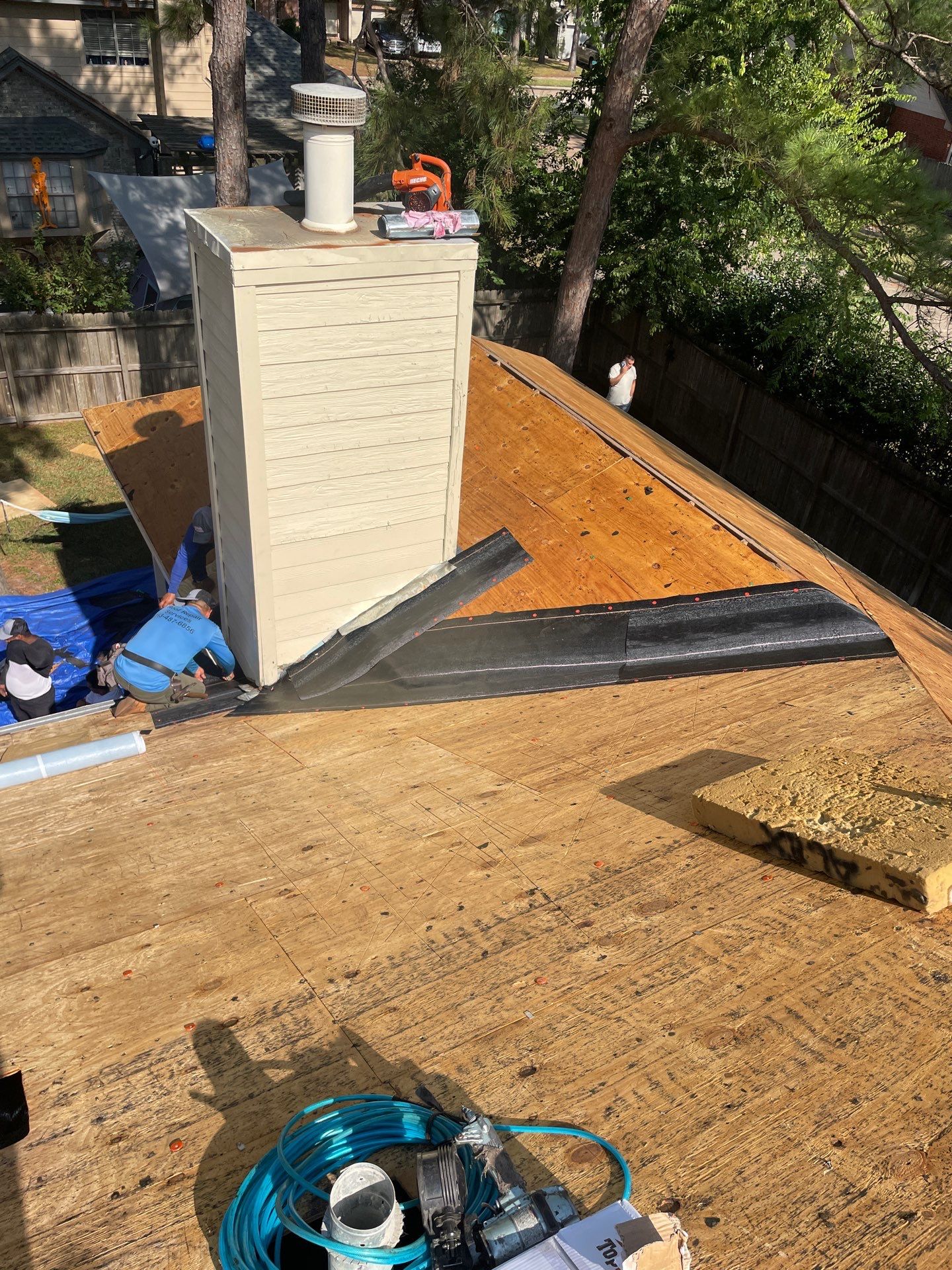 Roof Installation Houston by Roof Repair Company