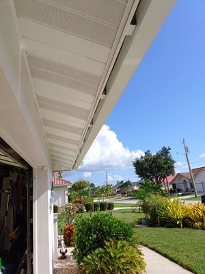 7-Inch Seamless Gutters for Punta Gorda FL