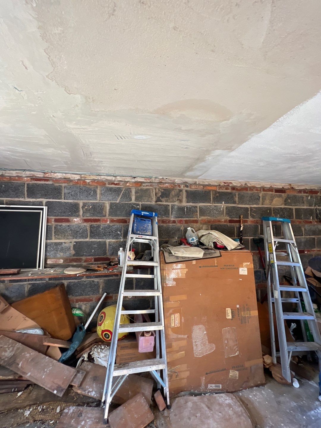 Arlington: CertainTeed Landmark Pro Designer Shingles in Max Def Burnt Sienna by RM Banning, Inc.