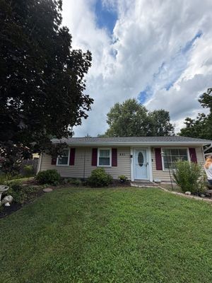 Residential Vinyl Siding Replacement and Exterior Upgrade in Sterling