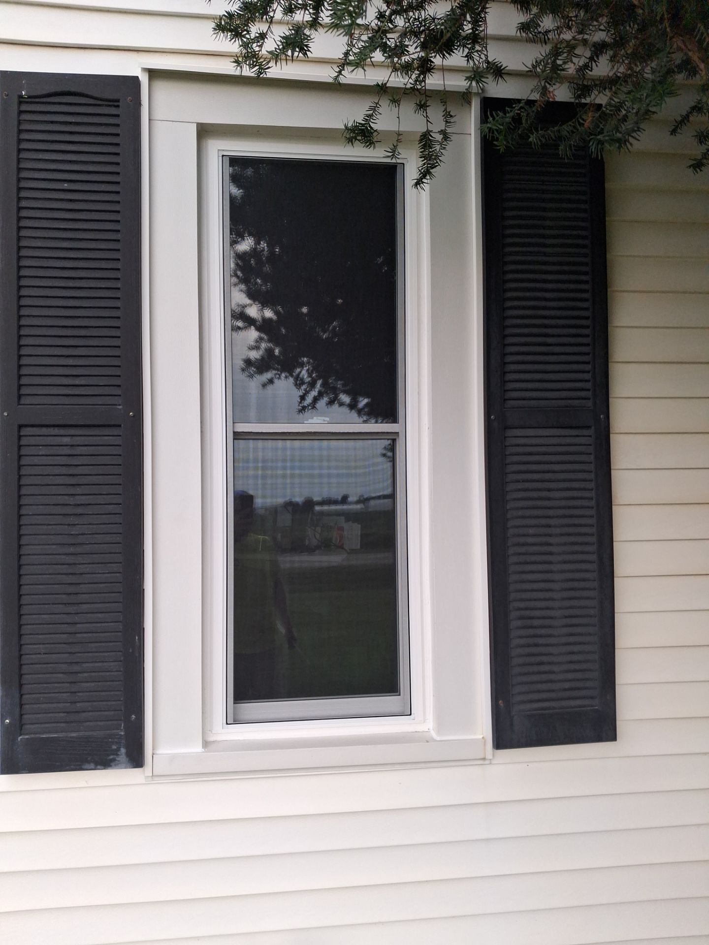 A Fresh Look with Midway Hawthorn Series Windows by United Windows and Siding LLC