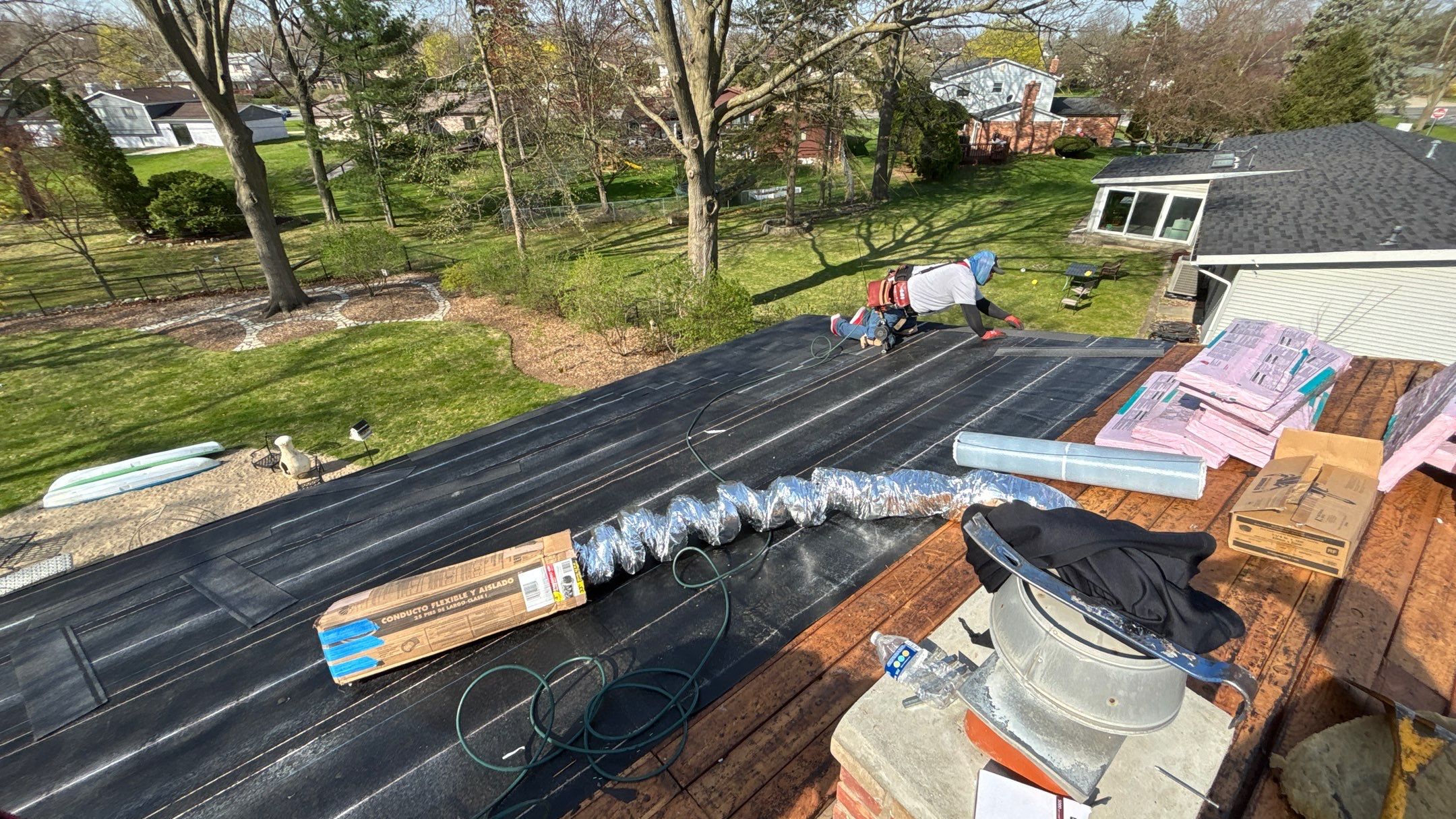 Roof Replacement using Owens Corning Onyx Black by 180 Contractors