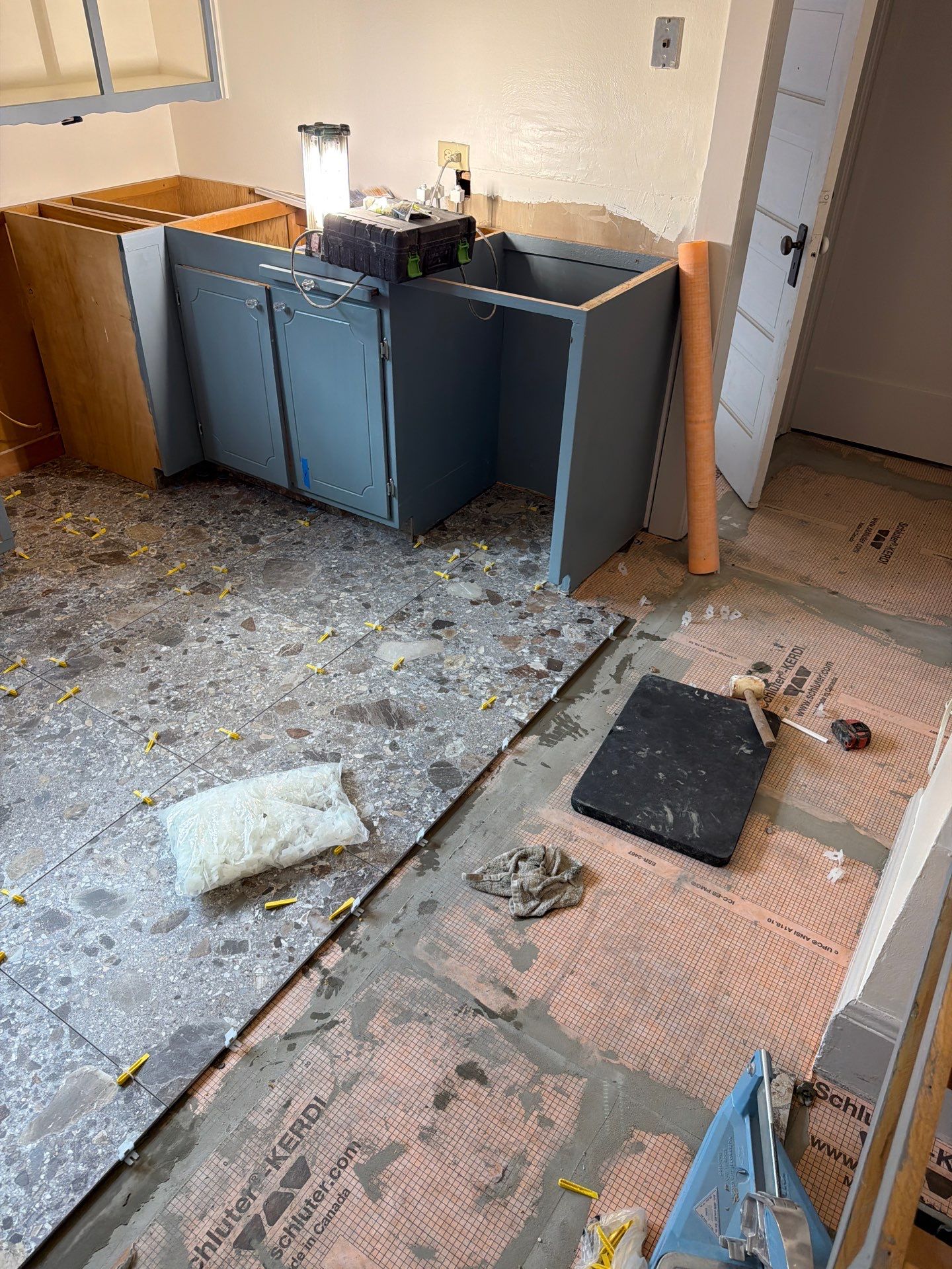 Kitchen Remodel by Handyman State LLC