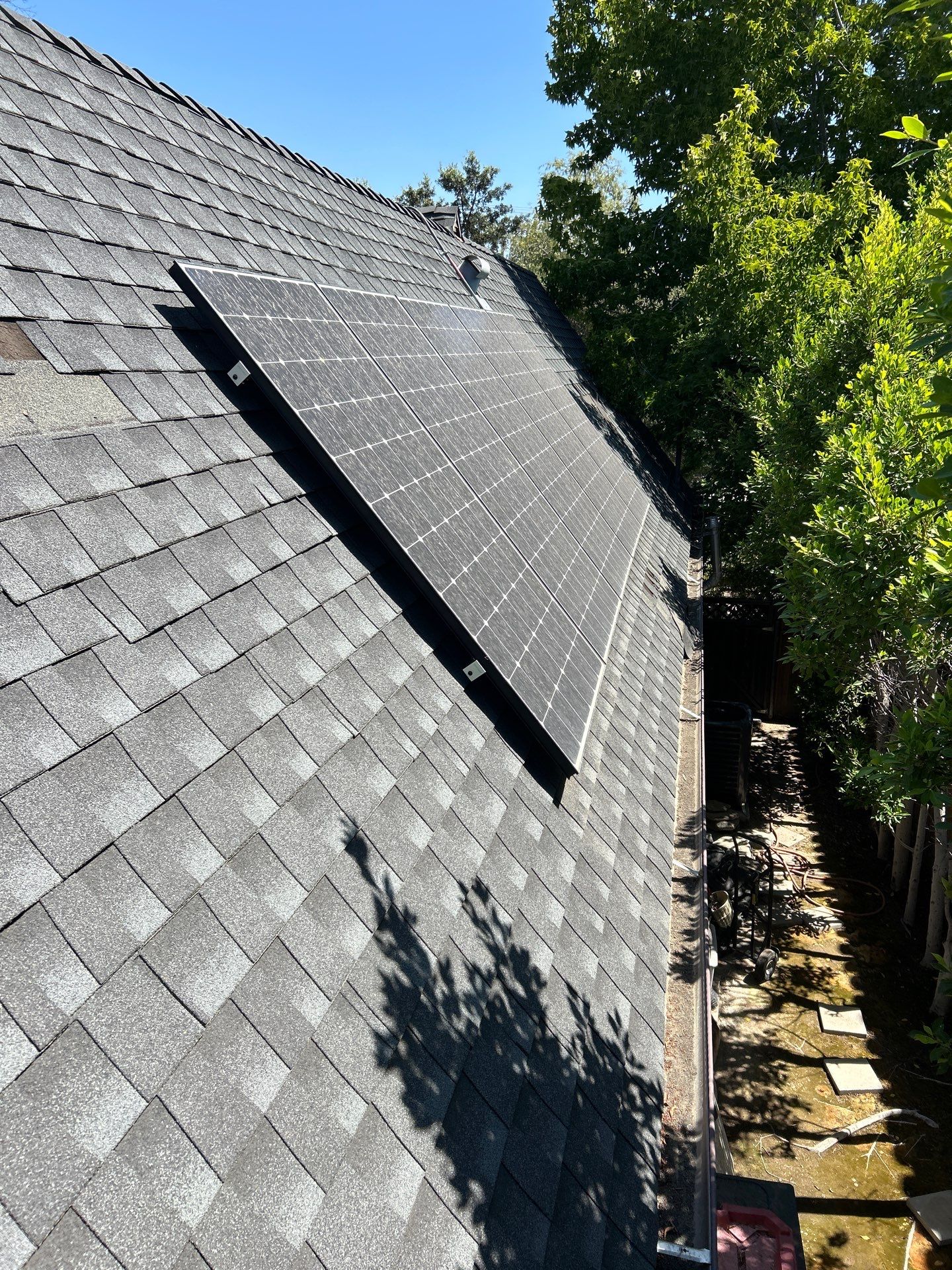 1275 N Holliston Ave Pasadena by Solar Discovery