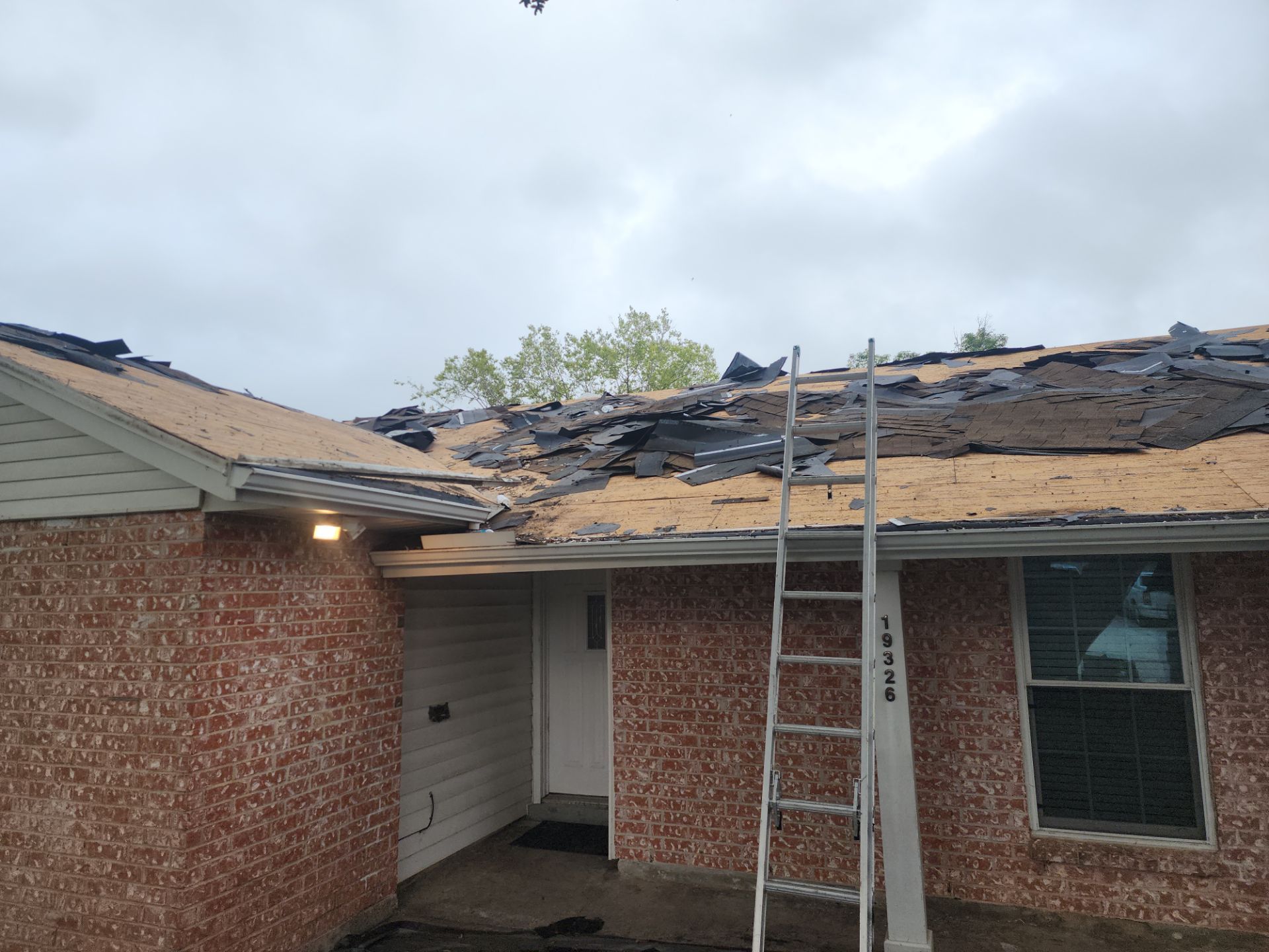 Roof Replacement Houston by Roof Repair Company