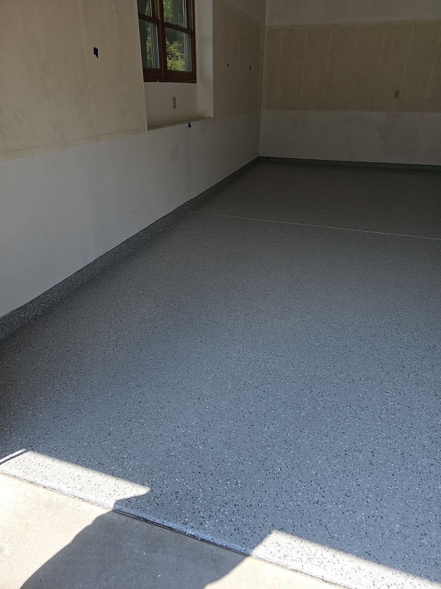 Garage Floor Coating in Osceola! by Innovative Spaces / Innovative Concrete Coatings