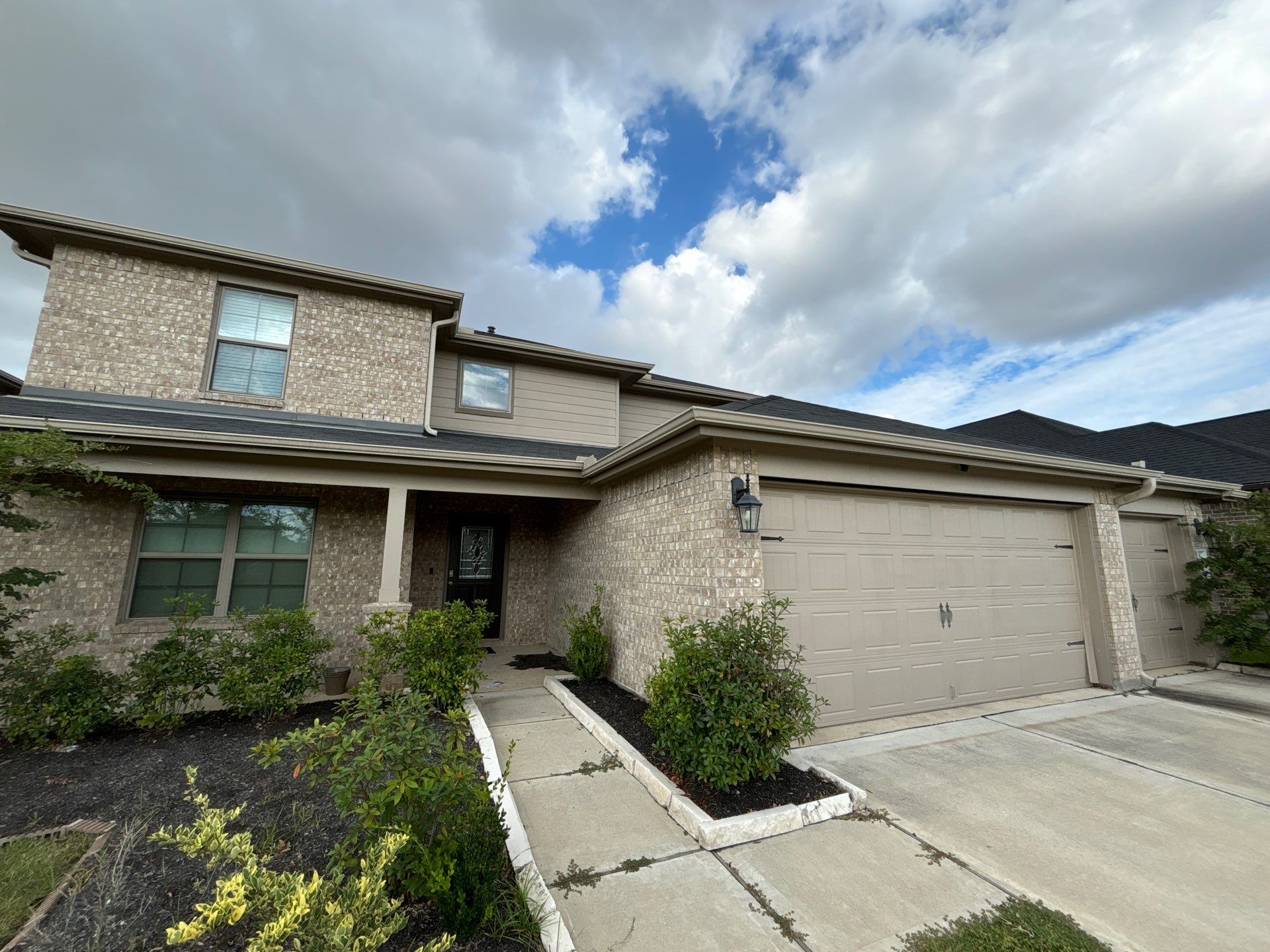 Residential Roofing Repair using Owen's Corning Duration (Lifetime) Shingles by Roof Repair Company