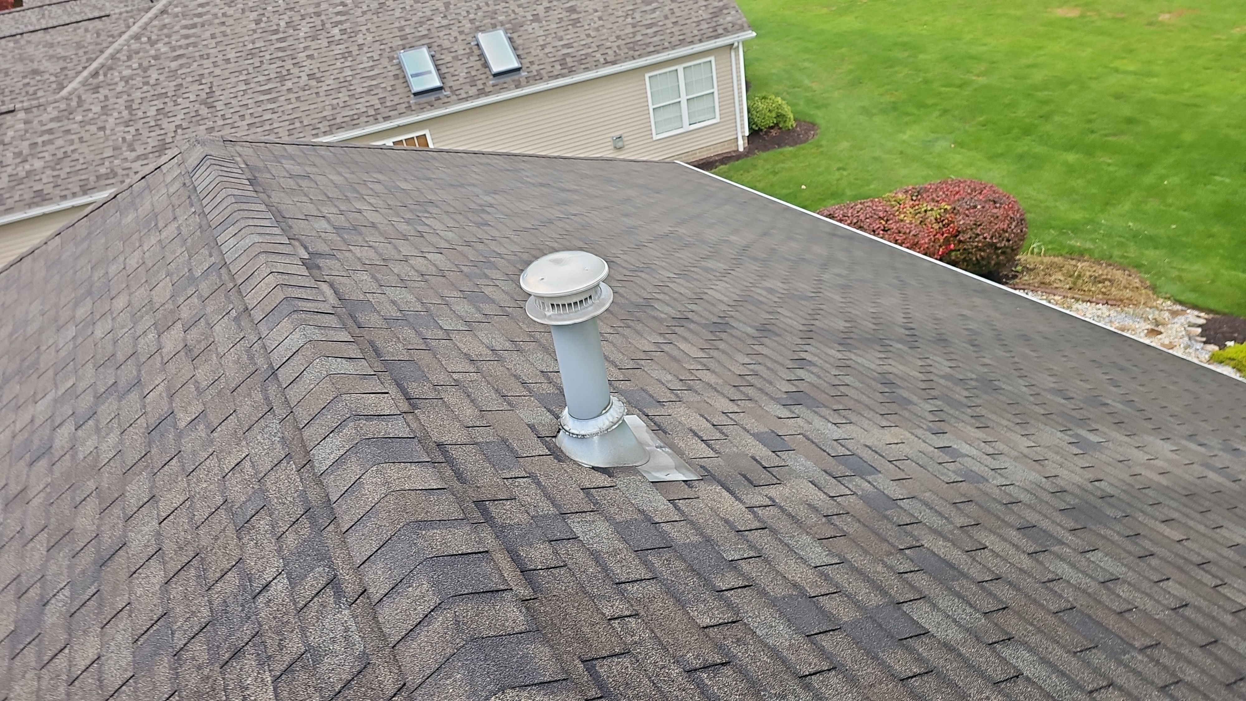 Owens Corning Duration, Color, Driftwood, Drip Edge, Birch White by Eagle Eye Roofing
