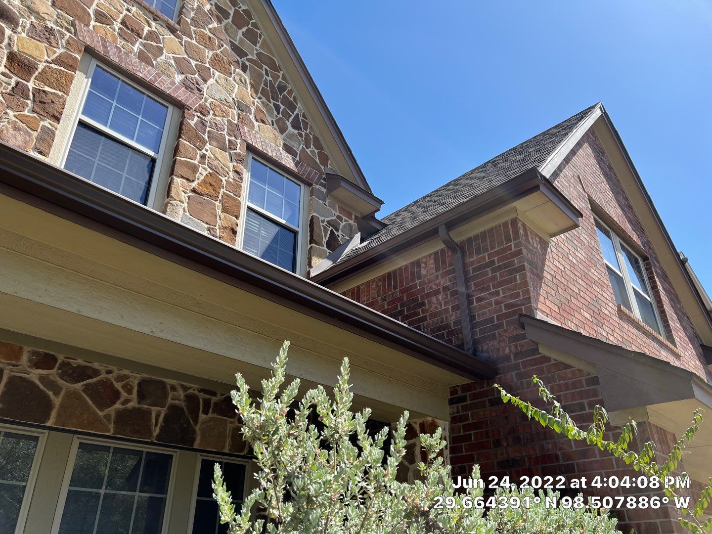 Residential Roof Replacement using Owens Corning 30 year Architectural Shingles by Premier Roofing and Contracting