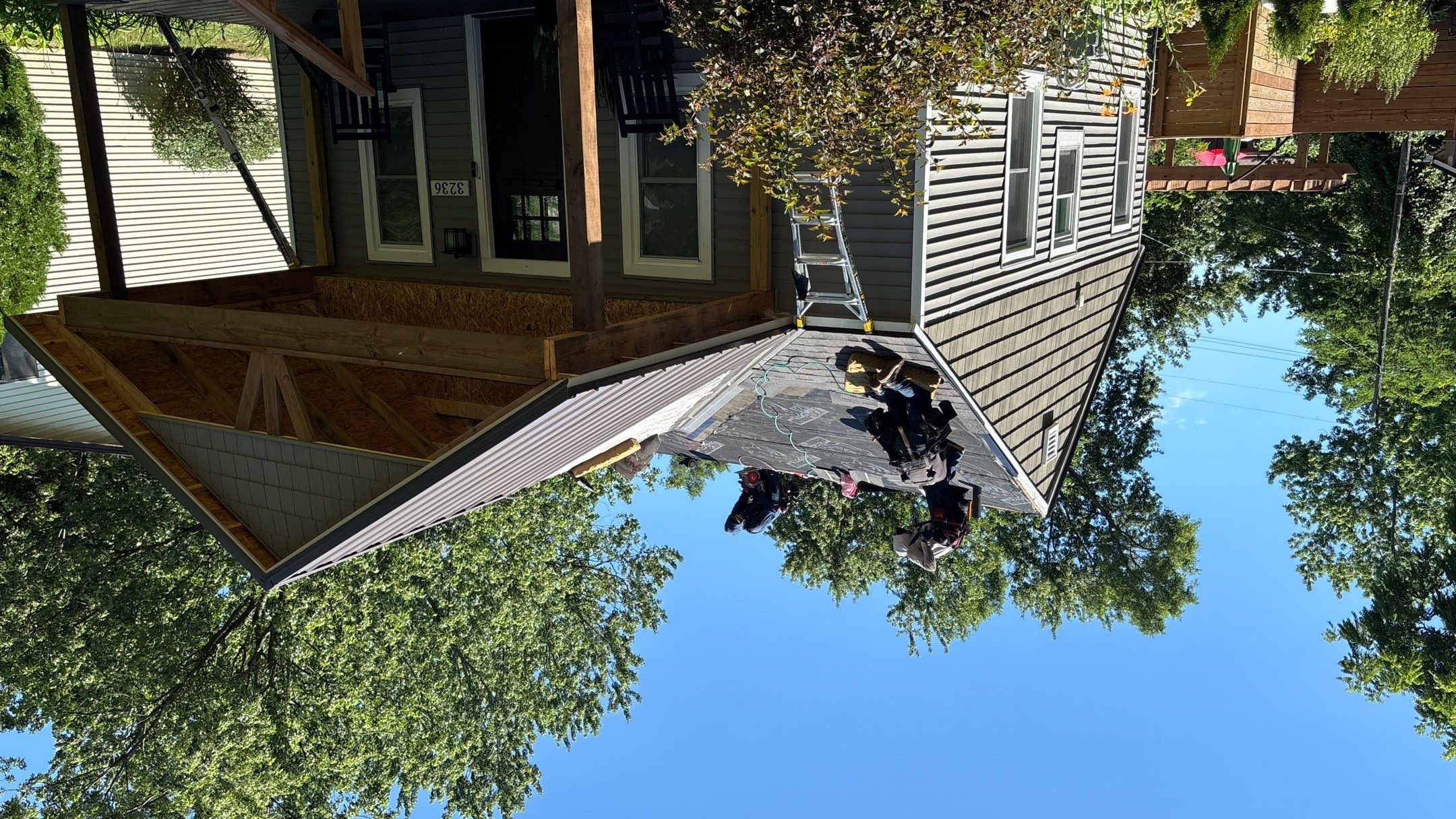Roof Replacement using Owens Corning Peppercorn by 180 Contractors