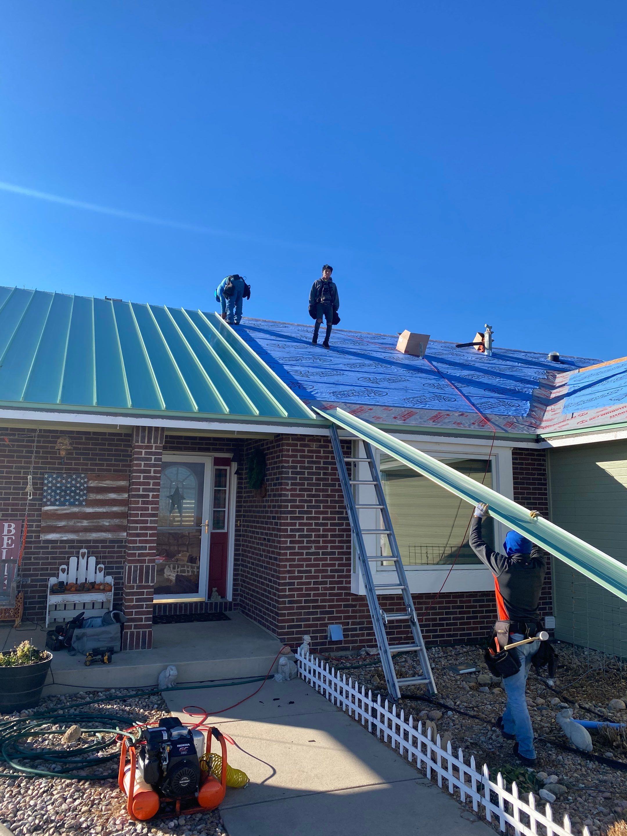 Staning Seam Metal using 1.75" Snap Lock Standing Seam Class 4 Impact Resistant by Black Belt Roofing