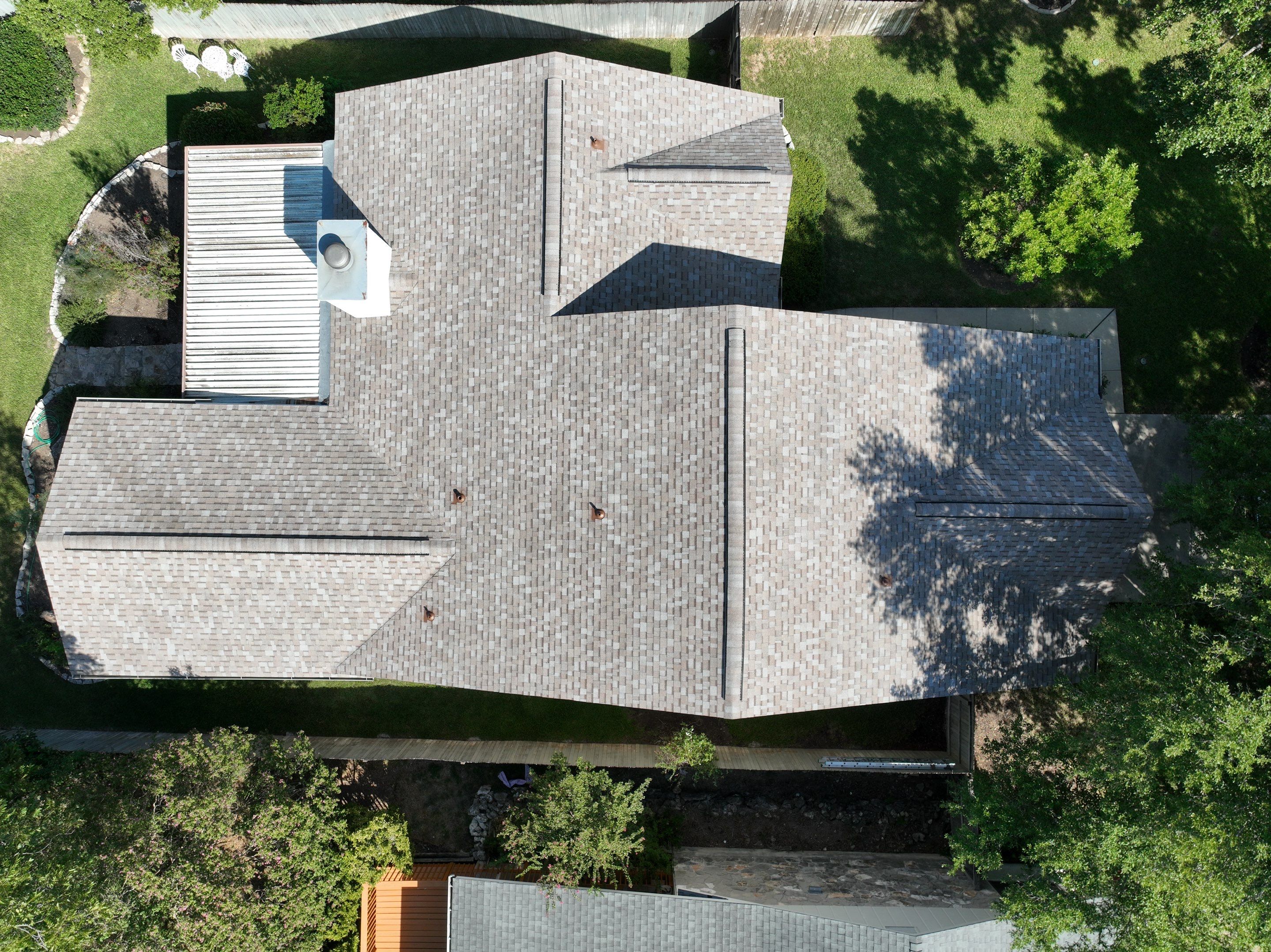 Residential Roof Replacement using Owens Corning 30 year Architectural Shingles by Premier Roofing and Contracting