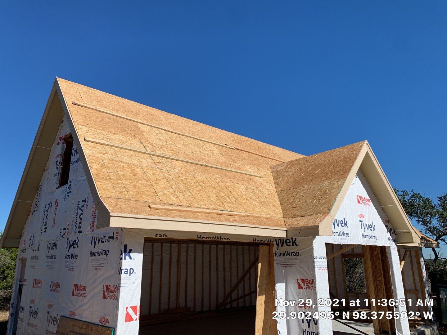 New Home Construction using Owens Corning 30 year Architectural Shingles by Premier Roofing and Contracting