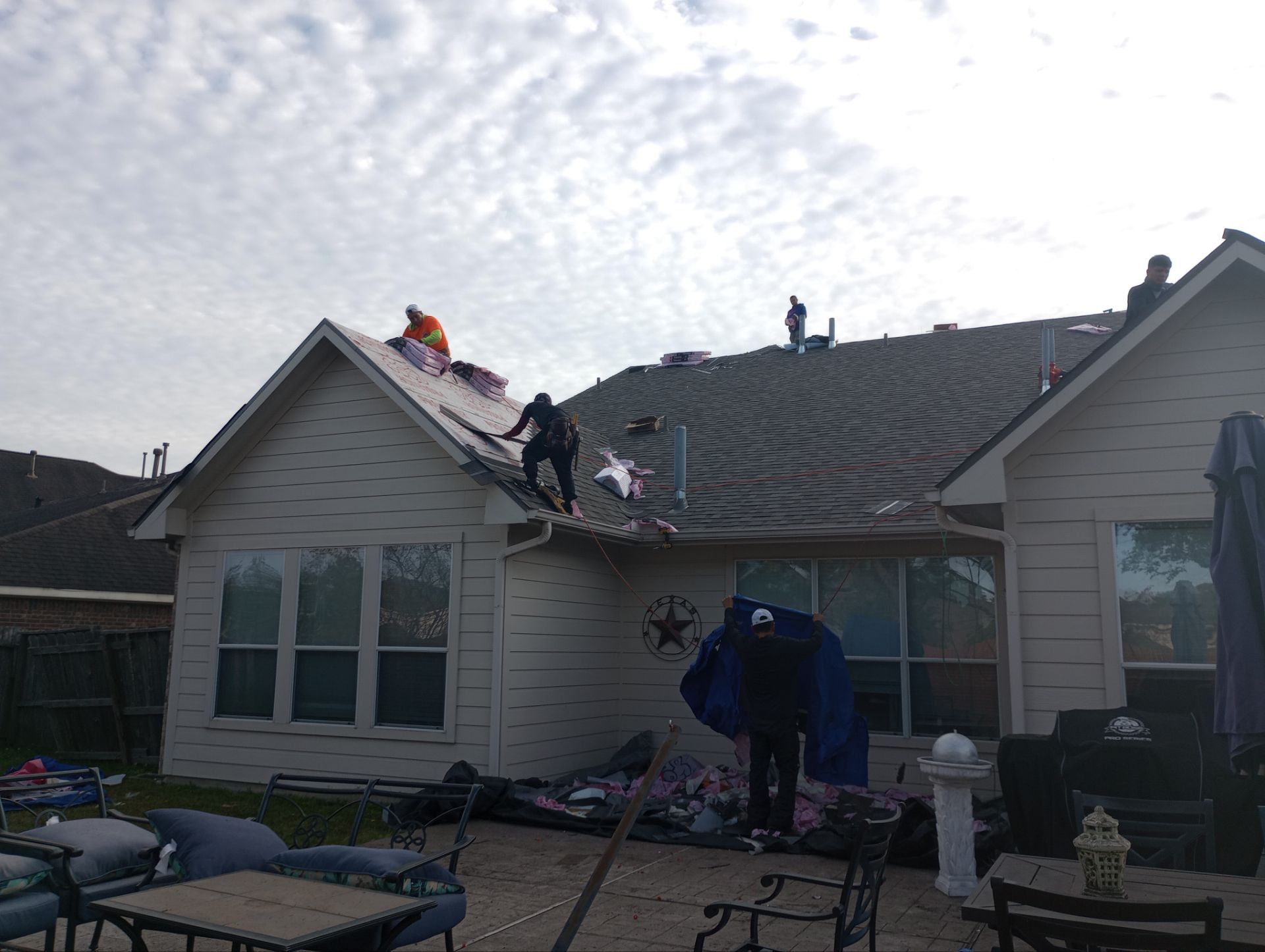Residential Roofing Installation using Owen's Corning Duration (Lifetime) Shingles by Roof Repair Company