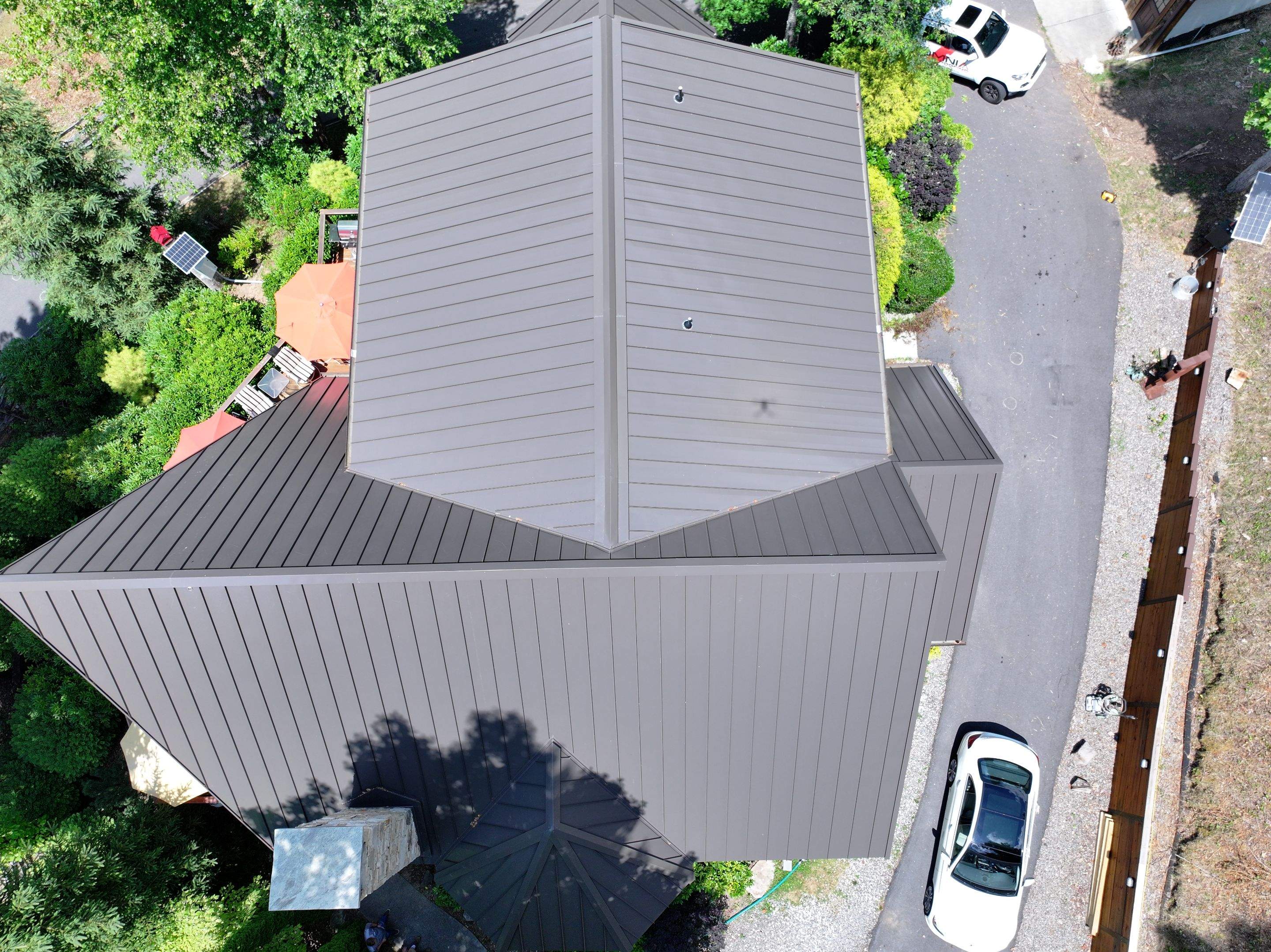 Burnished Slate Standing Seam by Omnia Roofing