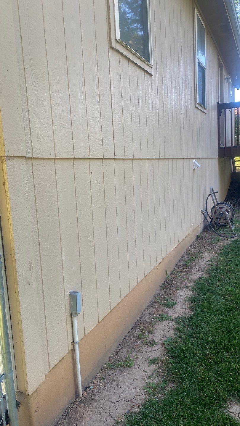 New Curb Appeal is Activated by EEC  Windows, Siding & Roofing 