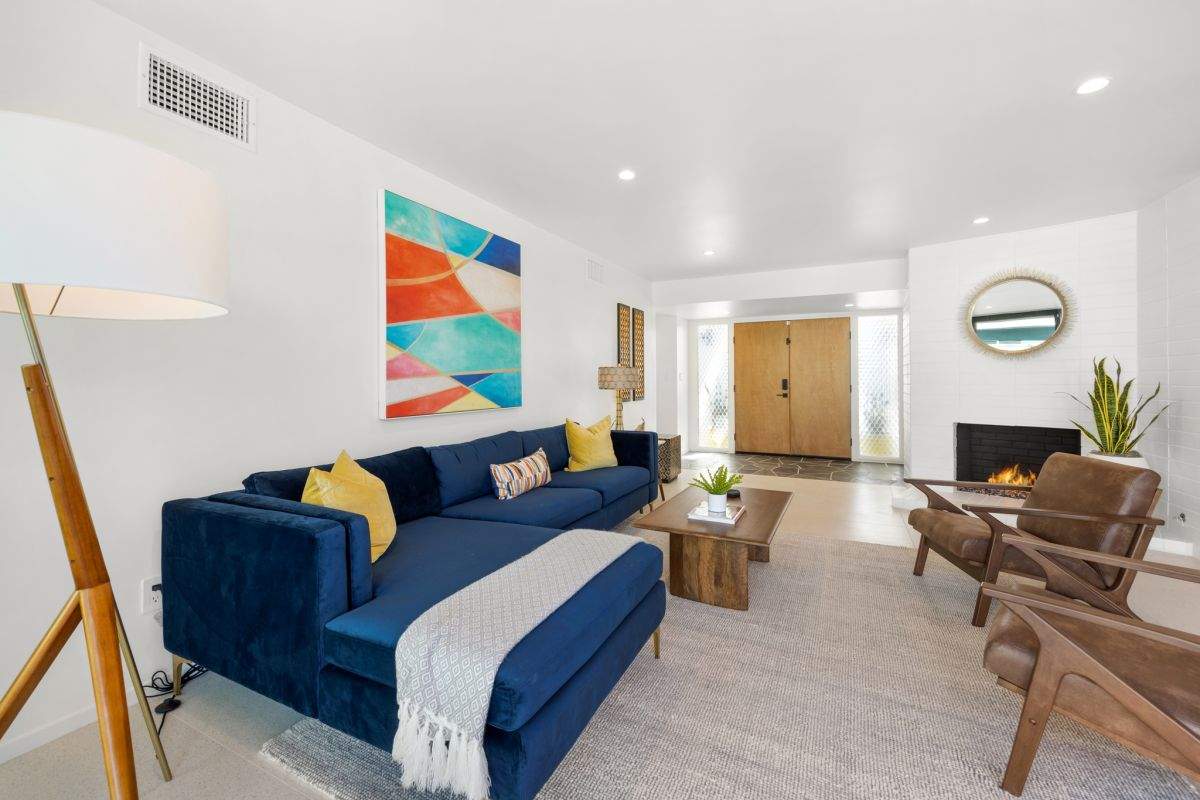 Palm Springs Midcentury Modern Home by One Stop Source