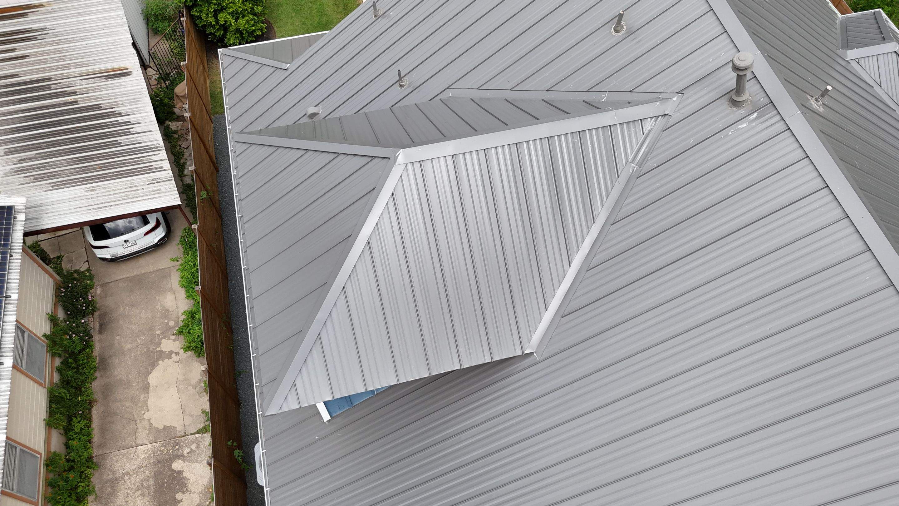 Charcoal Grey - L&A Metals LLC Type FF100, Hidden fastener/Standing Seam by RoofsOnly.com