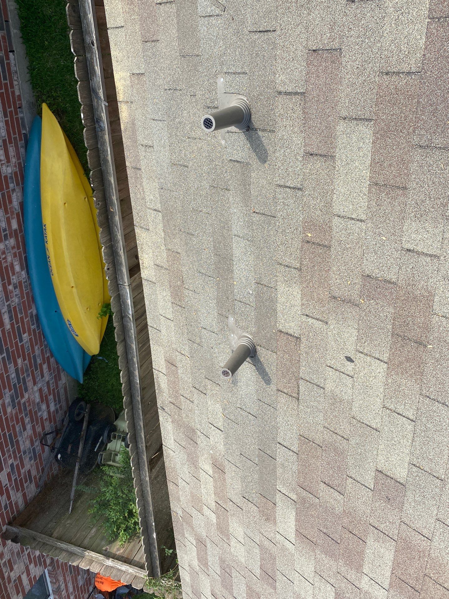 Hail Damage using Owen's Corning Duration (Lifetime) Shingles by Roof Repair Company