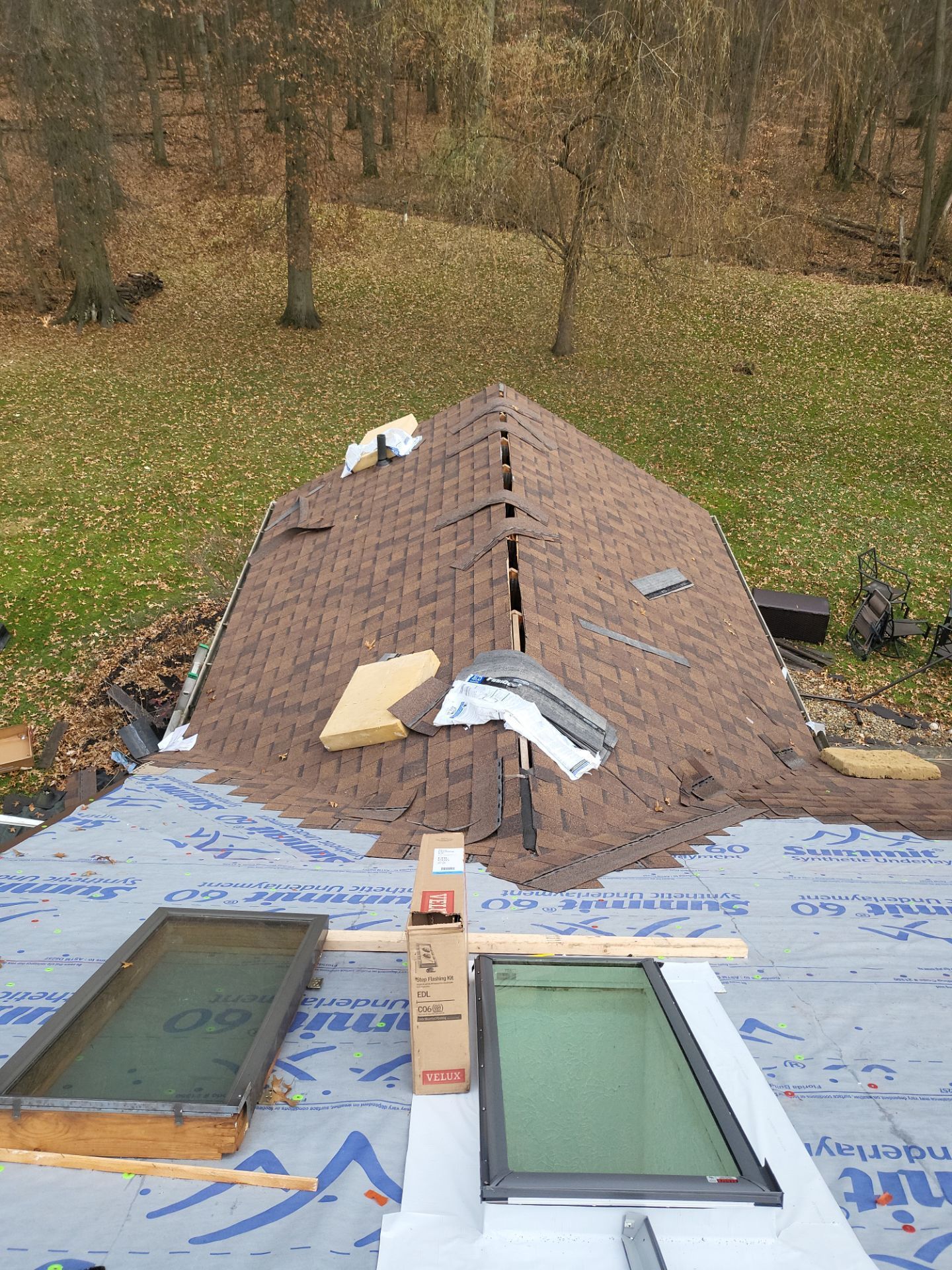 ATLAS PINNACLE COLOR: BURNT HICKORY DRIP EDGE: ROYAL BROWN by Eagle Eye Roofing