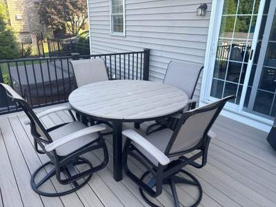 Telescope Dining Set