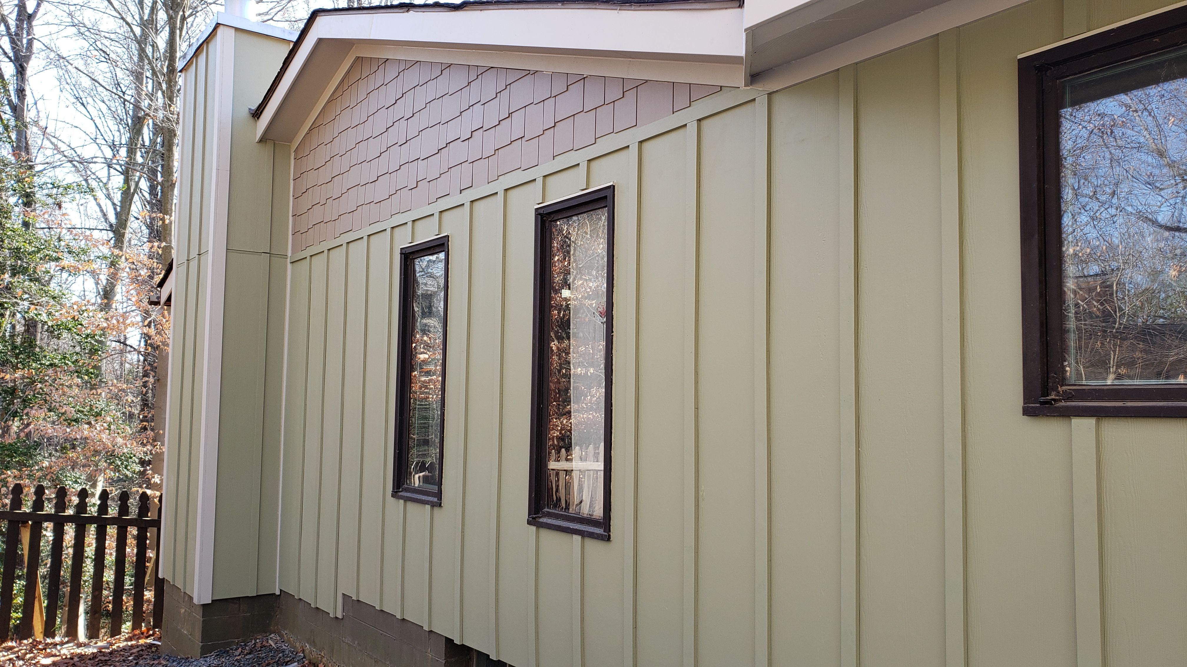 Siding Replacement by American Home Contractors