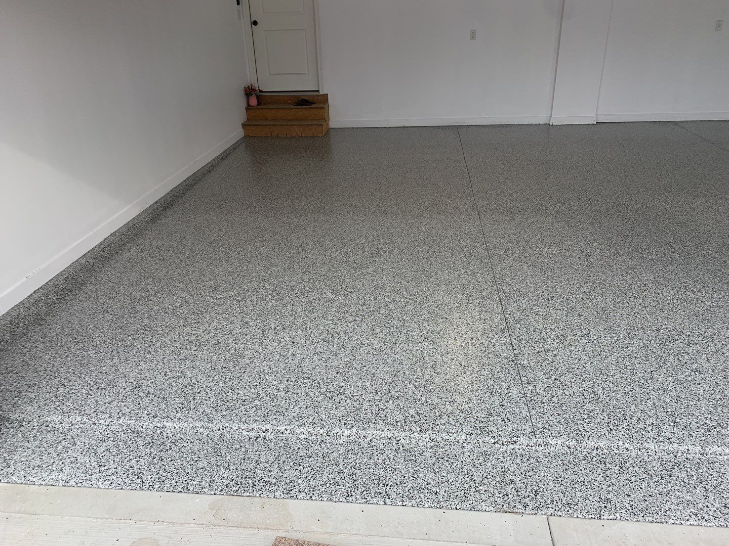 Garage using Domino  by Select Painting, Coatings & Garage Cabinets