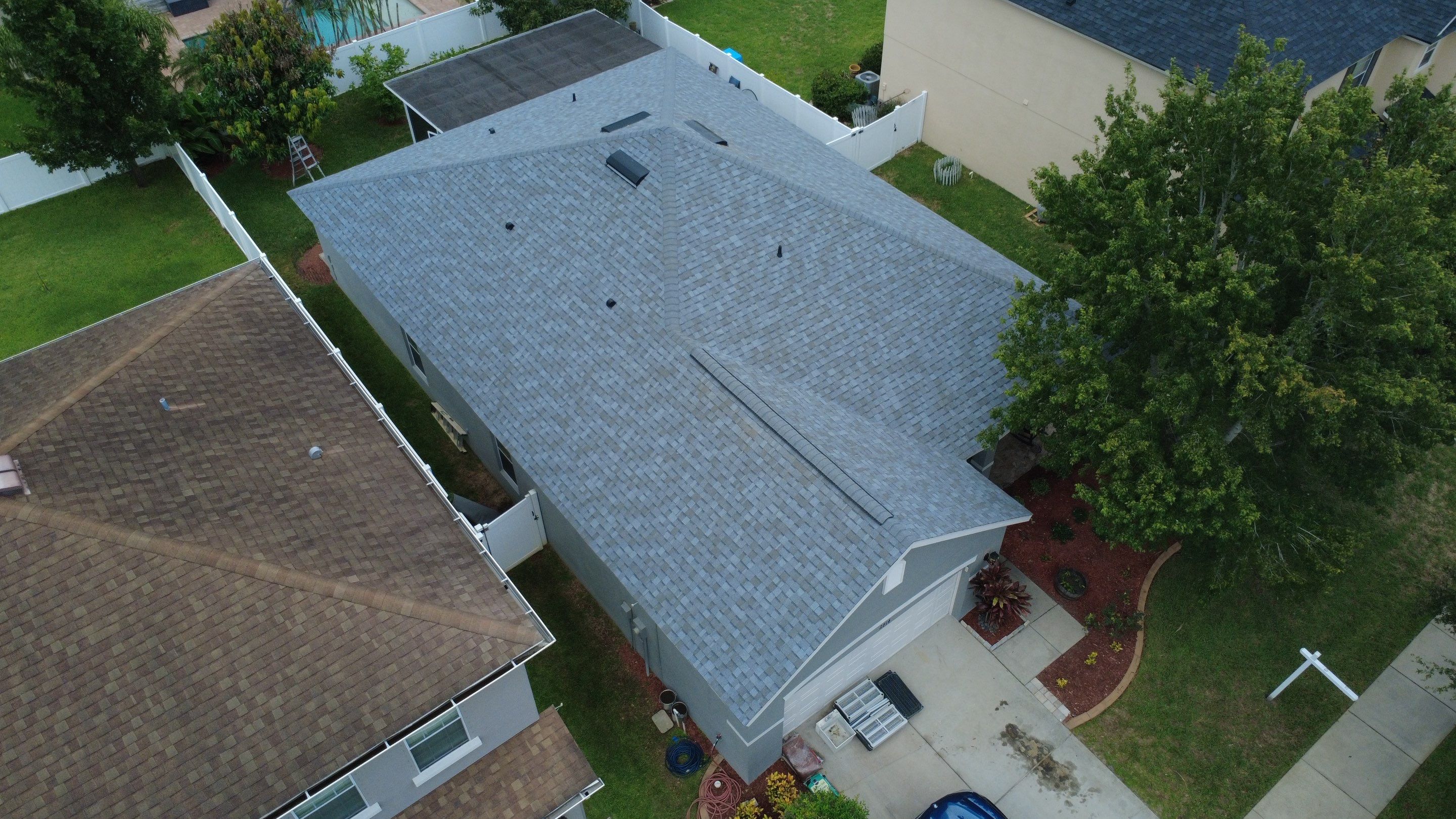 Roof Replacement in Lutz, FL by Steadfast Roofing 