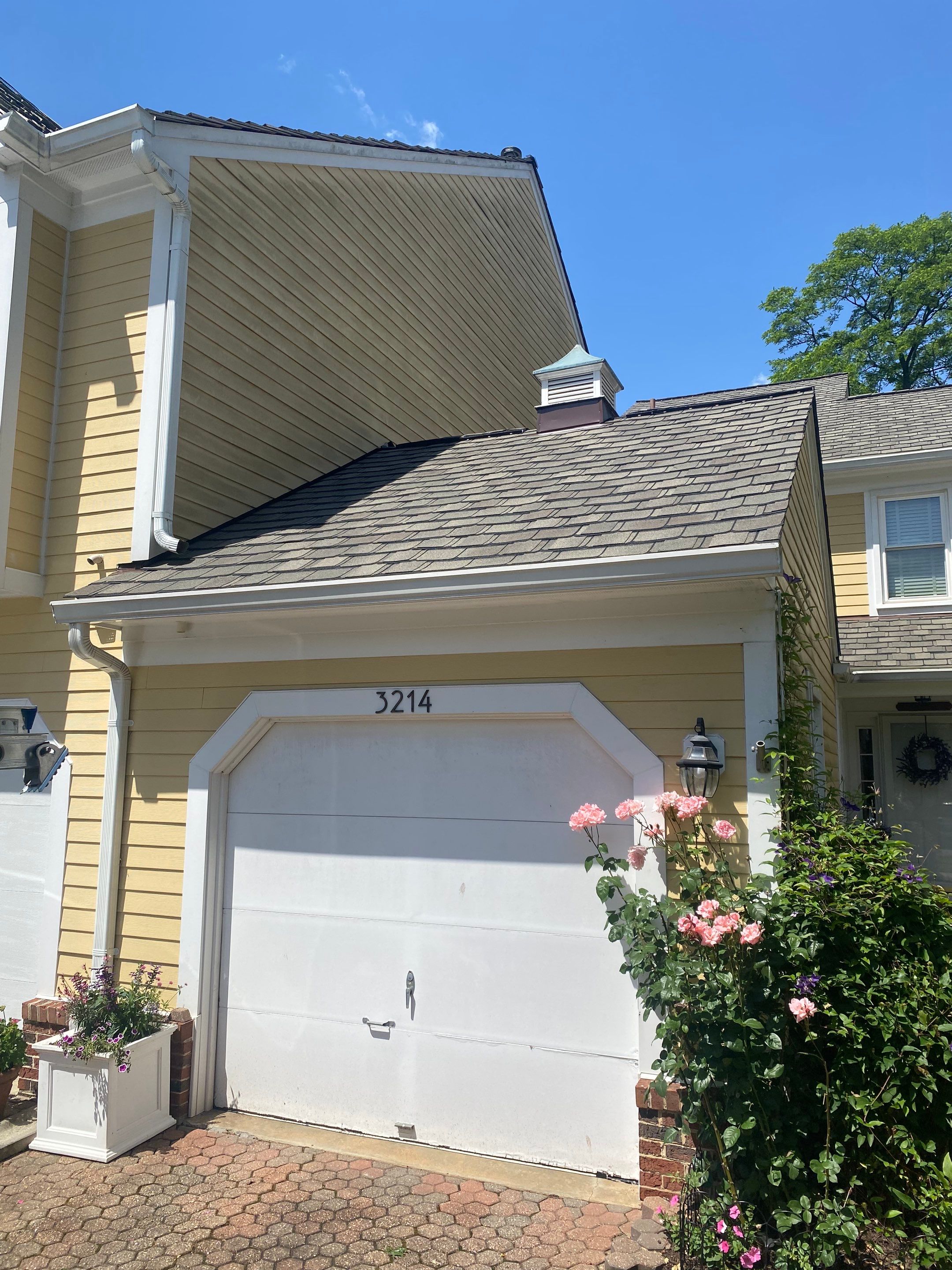 Arlington: CertainTeed Grand Manor Designer Shingles in Weathered Wood by RM Banning, Inc.