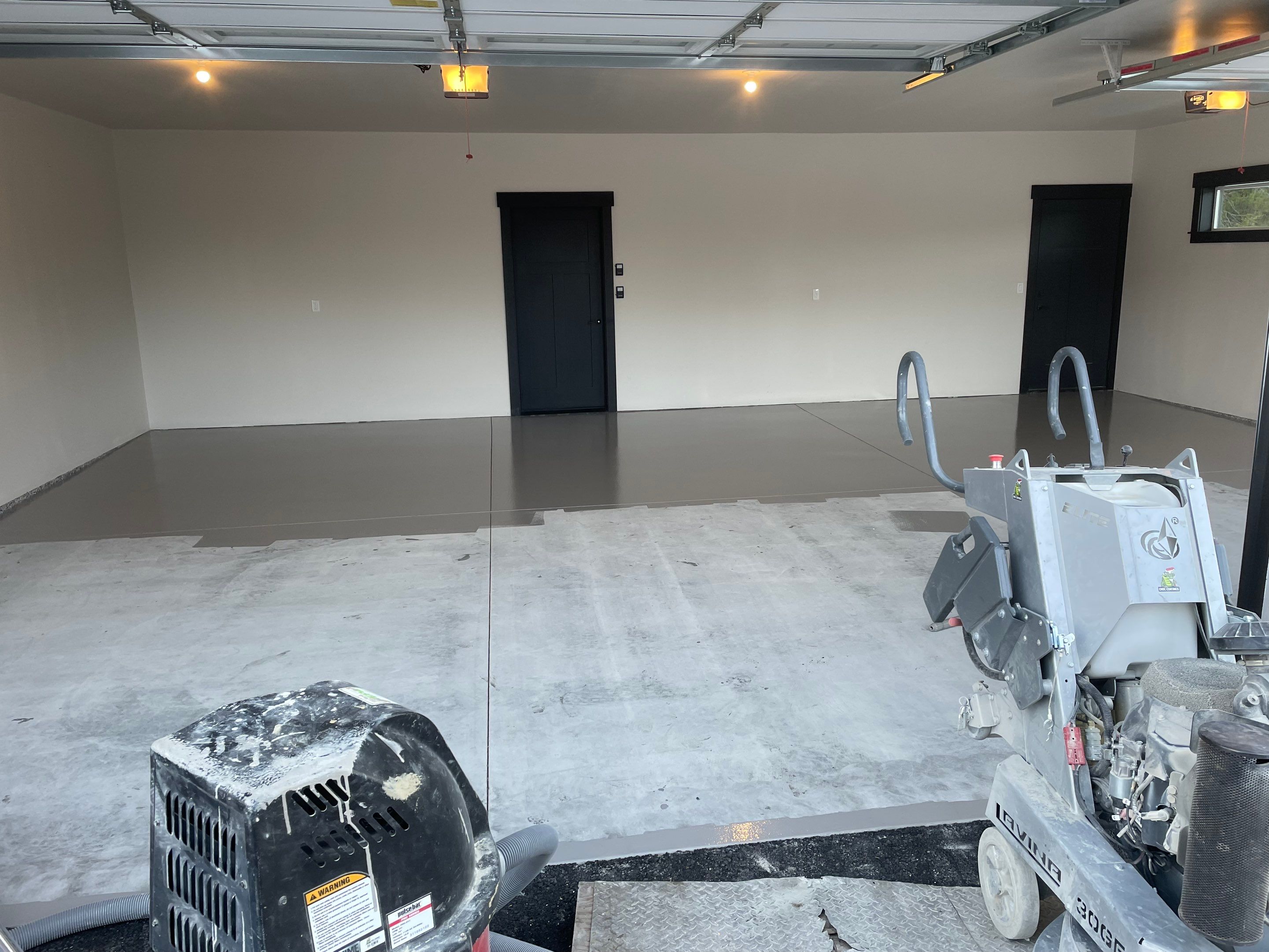 Garage Transformation using Domino and The Penntek Evolution System by Croc Coatings, LLC