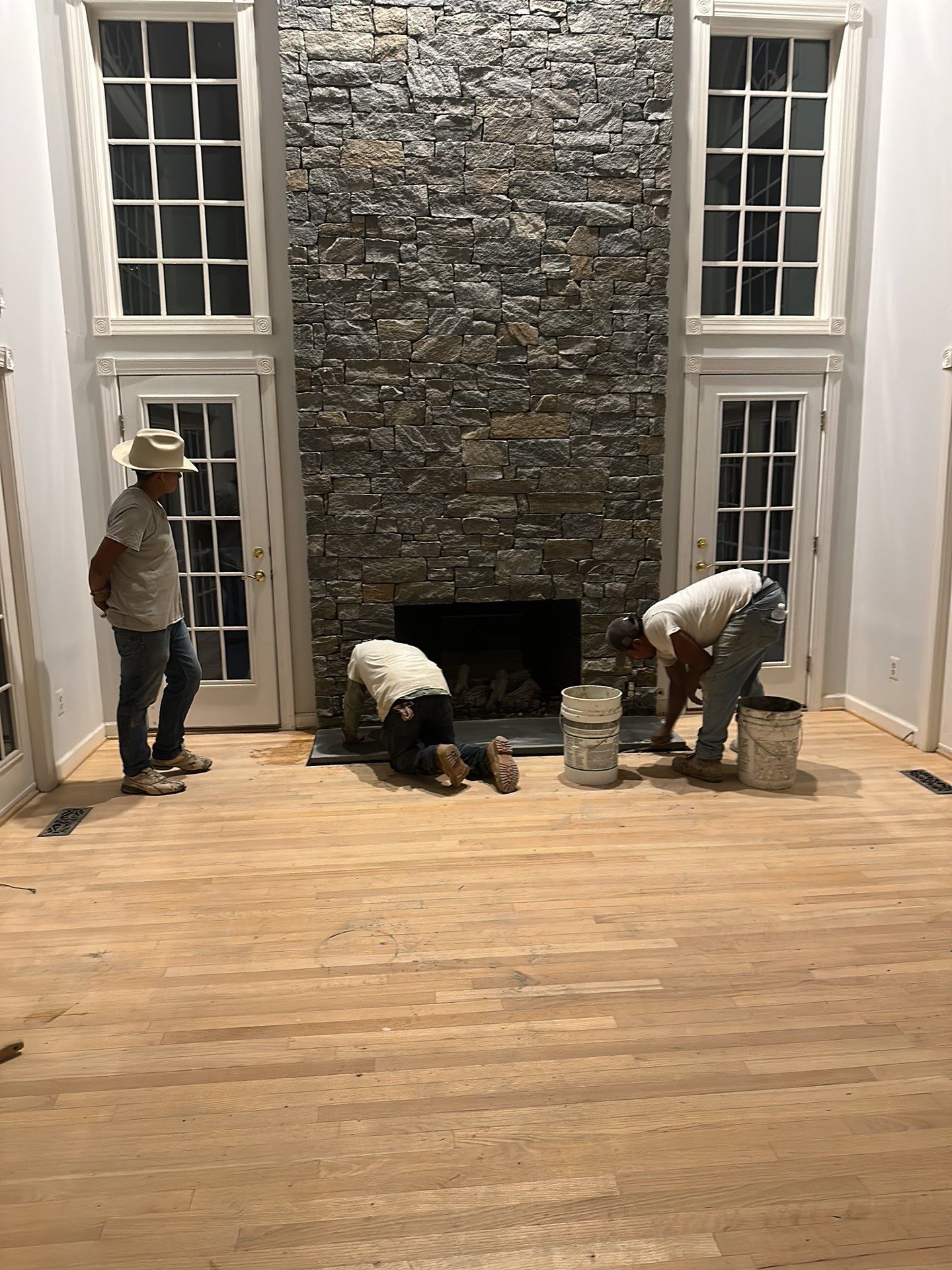 Fireplace remodel, Great Falls, VA by Fairfax Contractors, LLC