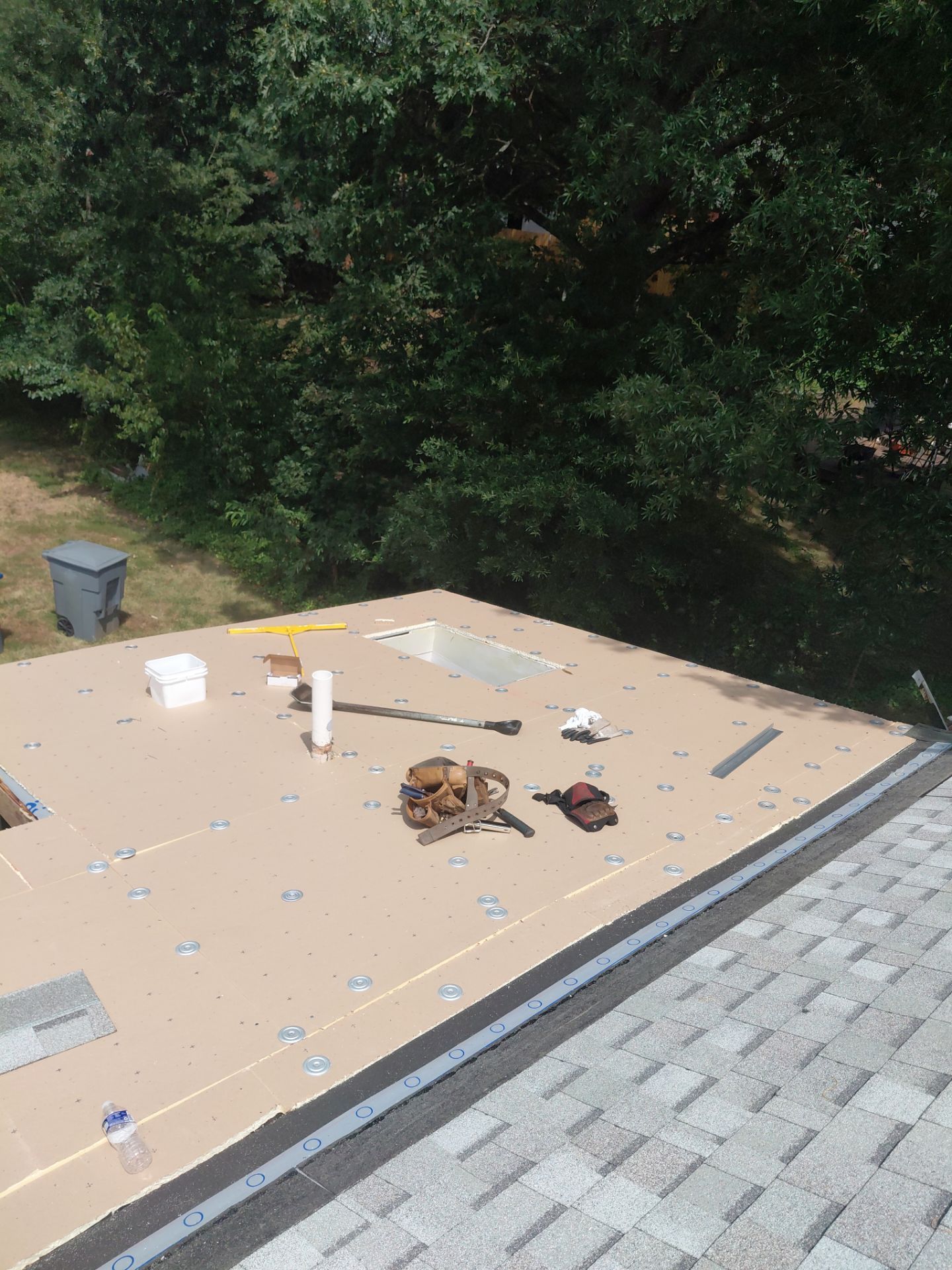 Alexandria :Residential Roof Replacement with CertainTeed Landmark Pro in Max Def Cobblestone Gray by RM Banning, Inc.