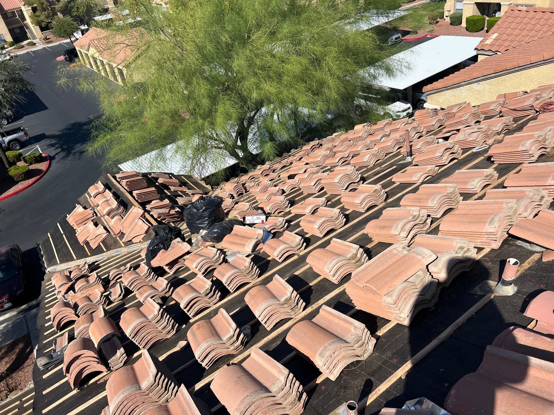 L15364-Latigo Condos by The Original Roofing Company