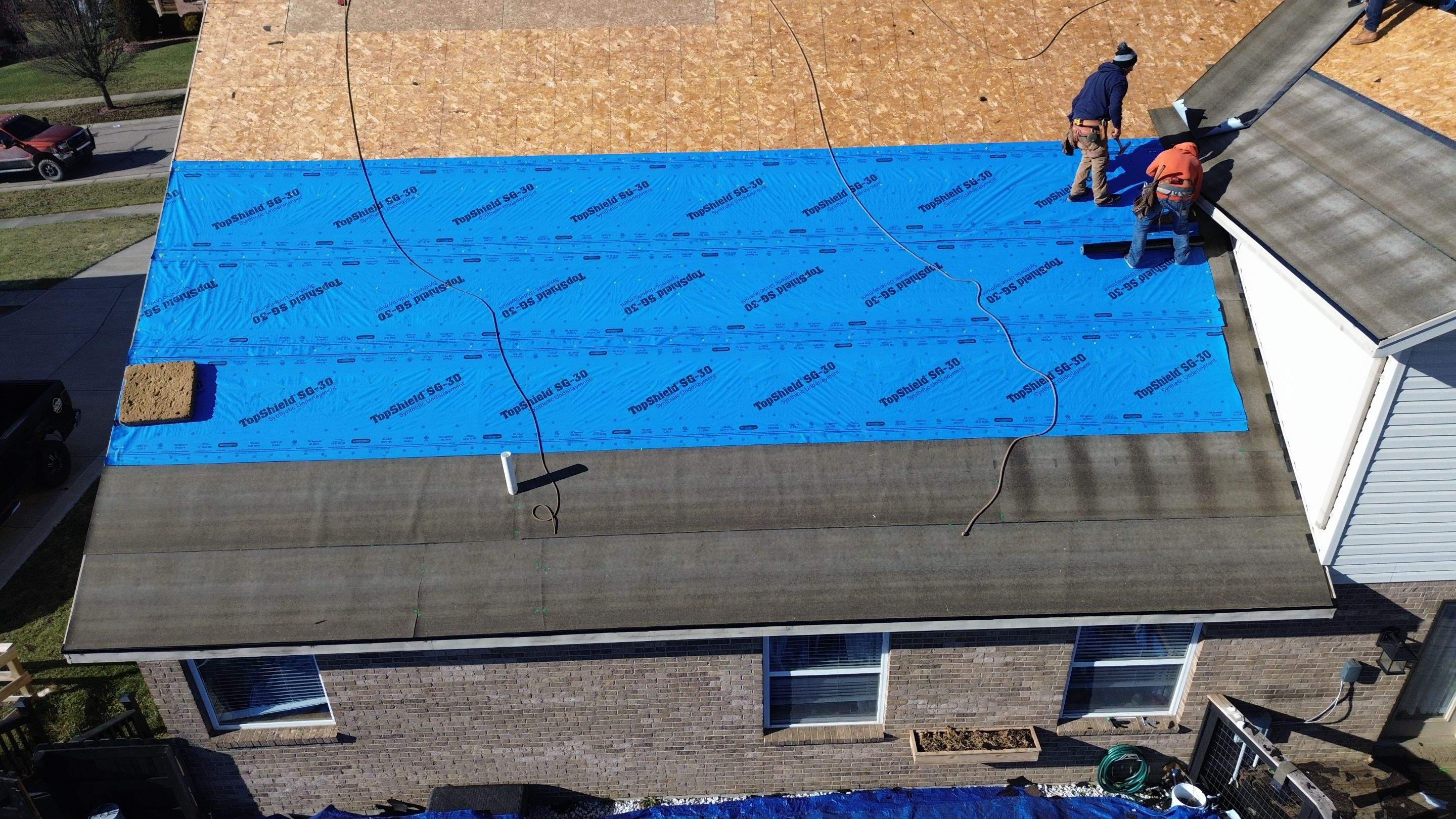 West Hamilton - Pristine Black & Gutters by Tamlin Roofing