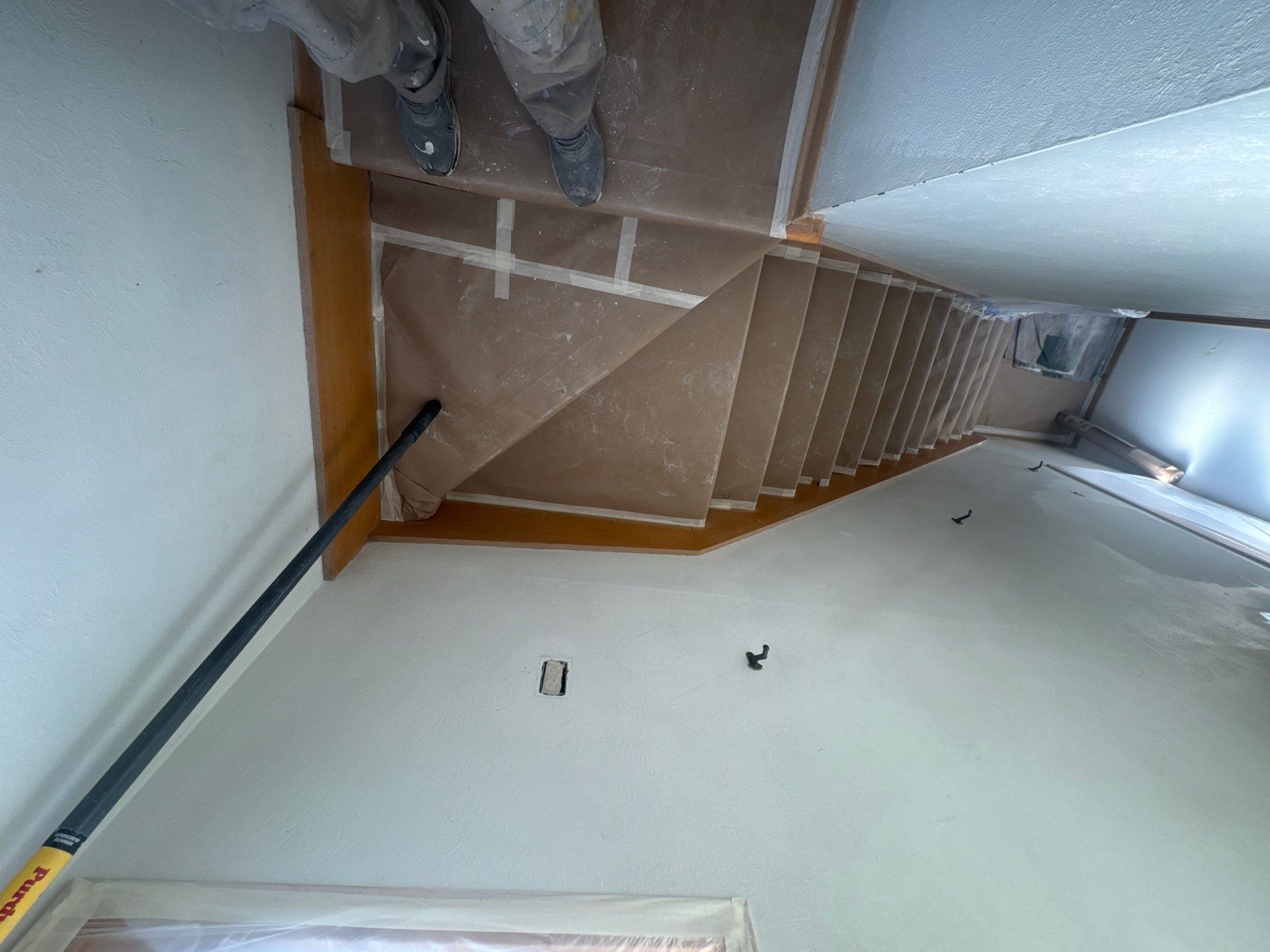 Full Interior Repaint to put the house up for sale by Midwest Paint LLC