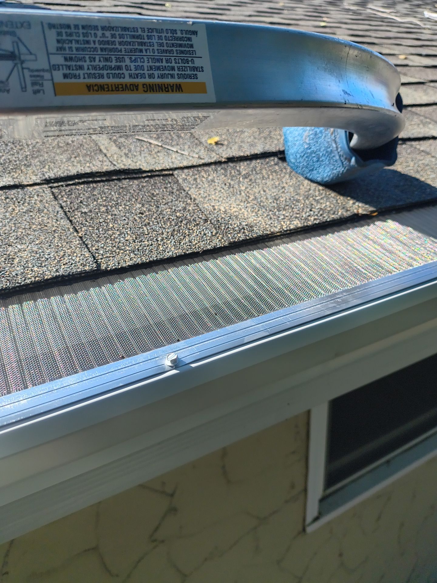 5-Inch Seamless Gutters with Leaf Blaster Pro – Minneapolis, MN by Next Level Seamless Gutters / Exteriors Inc.