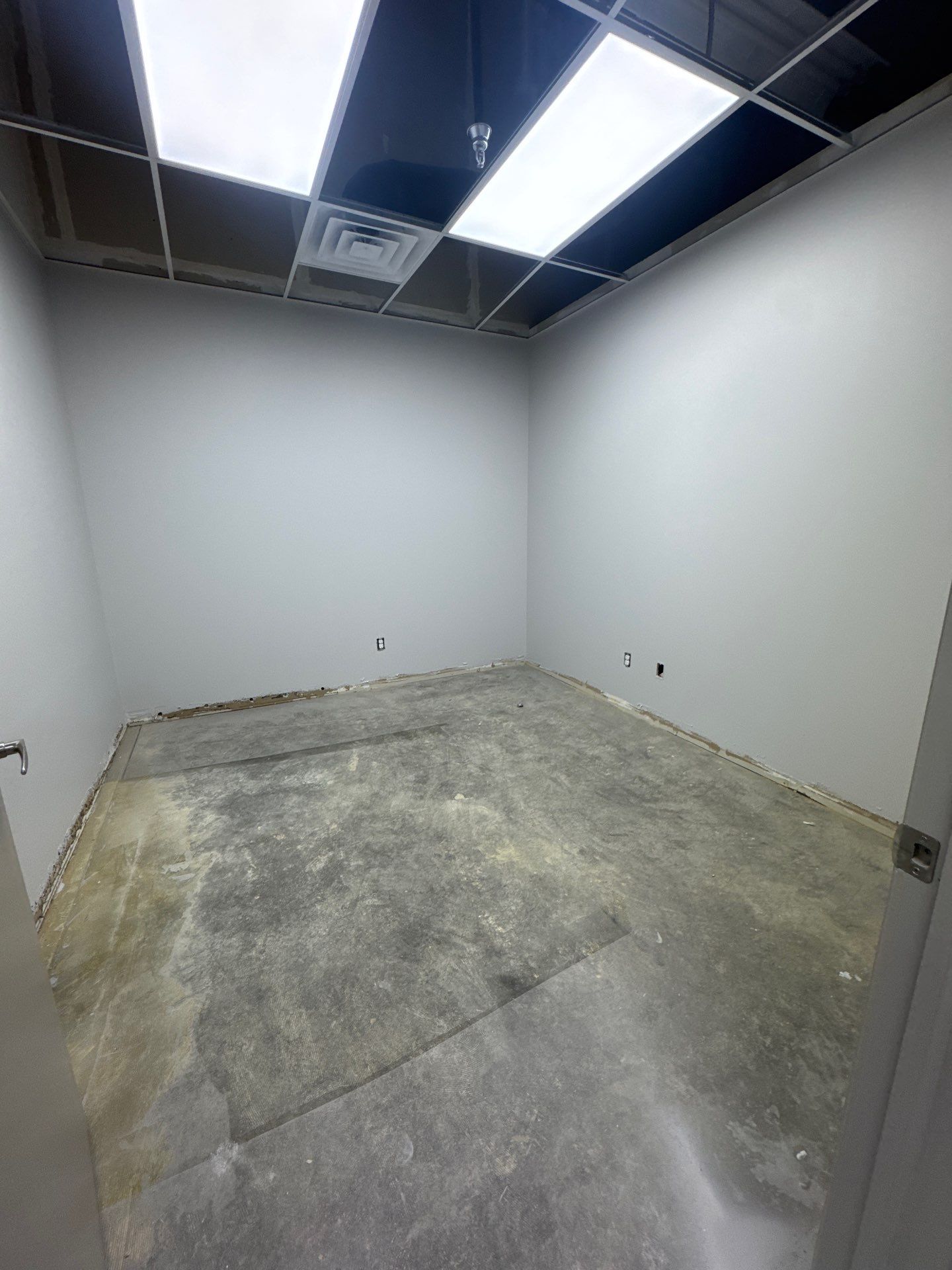 Commercial Interior Repaint by Midwest Paint LLC