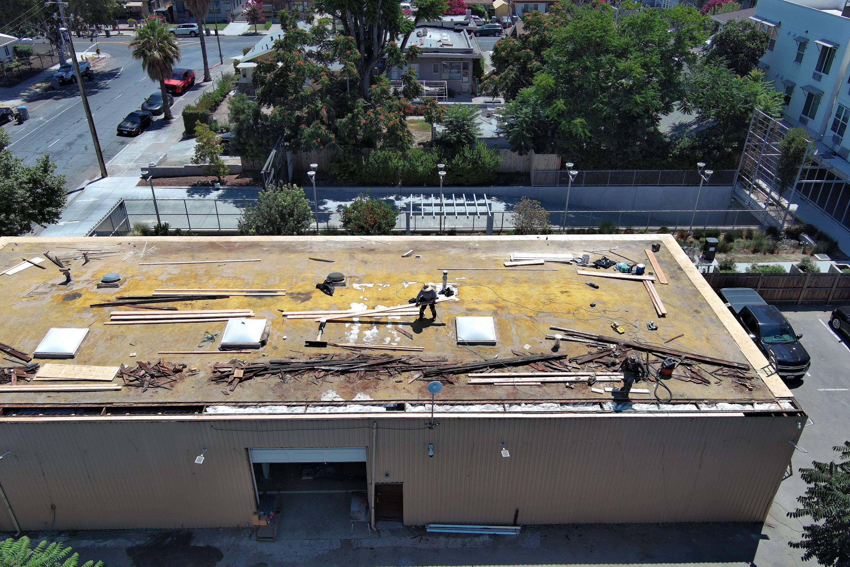 Foam Refurbish using Conklin Benchmark/PUMA XL coatings and spray foam by Straight Edge Roofing Inc