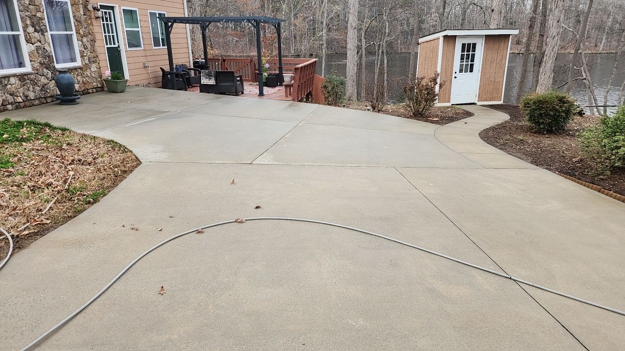 House Wash using cleaner by Power Wash Masters LLC