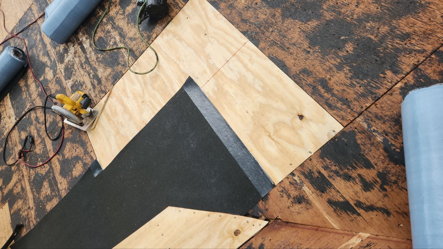 Project in St. Petersburg 33710 by Mitchell Roofing Company LLC 