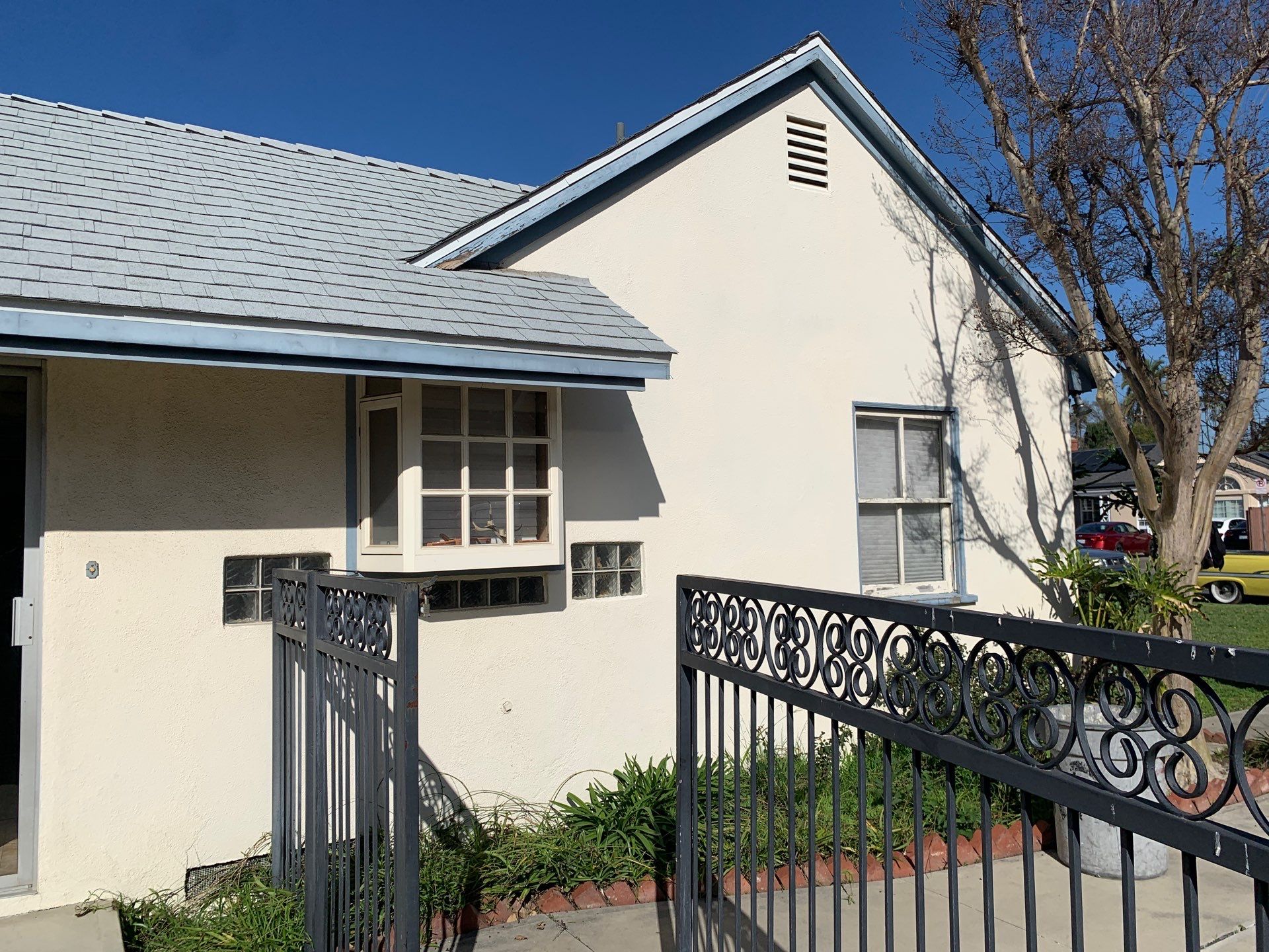 Window Installation using Vinyl Windows by American Window Company