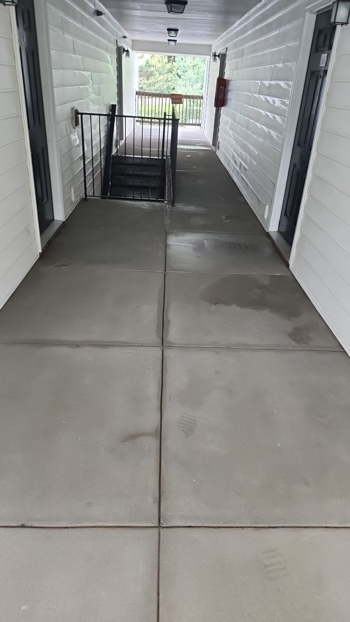 Appartment cleaning by Power Wash Masters LLC