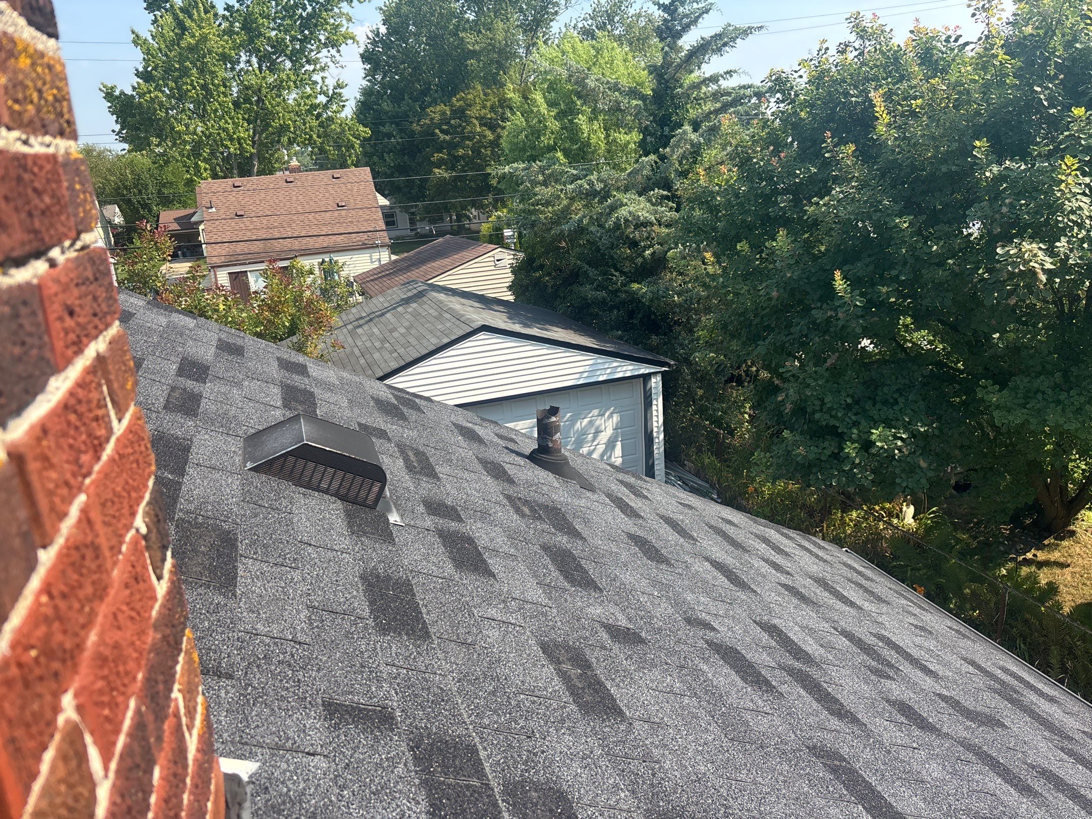 Roof Replacement using Owens Corning Onyx Black by 180 Contractors