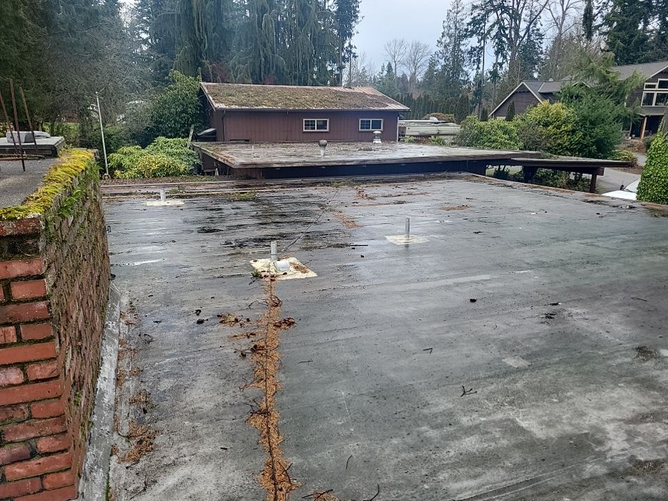 Tulalip Residence Duro-Fleece Re-roof by Alternative Roofing Systems Inc.