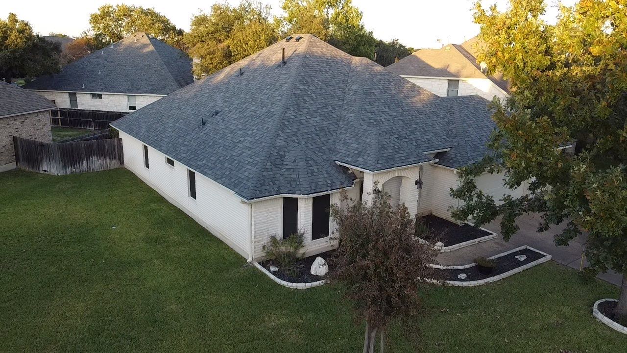 Estate Gray - Owens Corning TruDefinition Duration by RoofsOnly.com